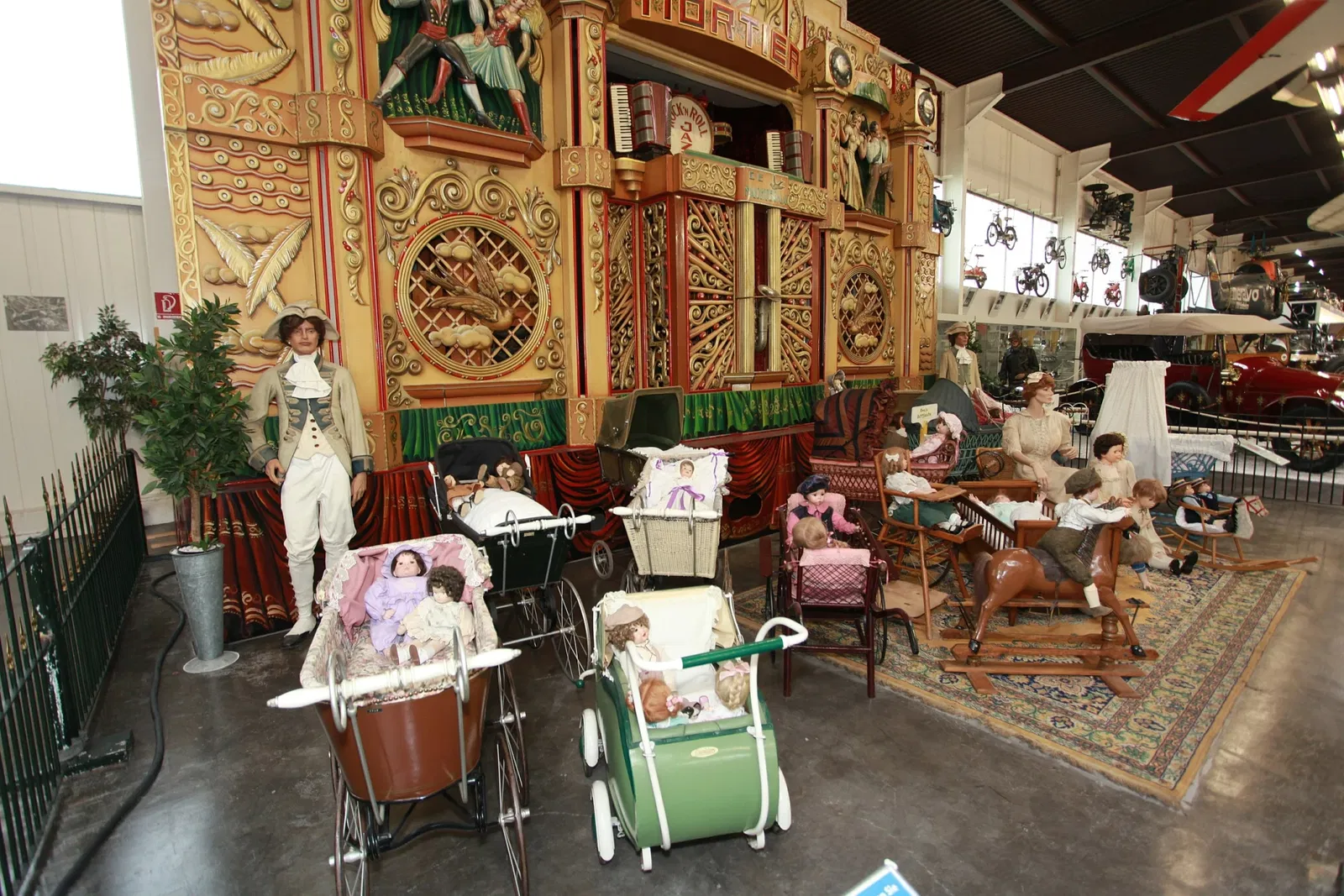 Museo de la Automoción y la Tecnología de Sinsheim