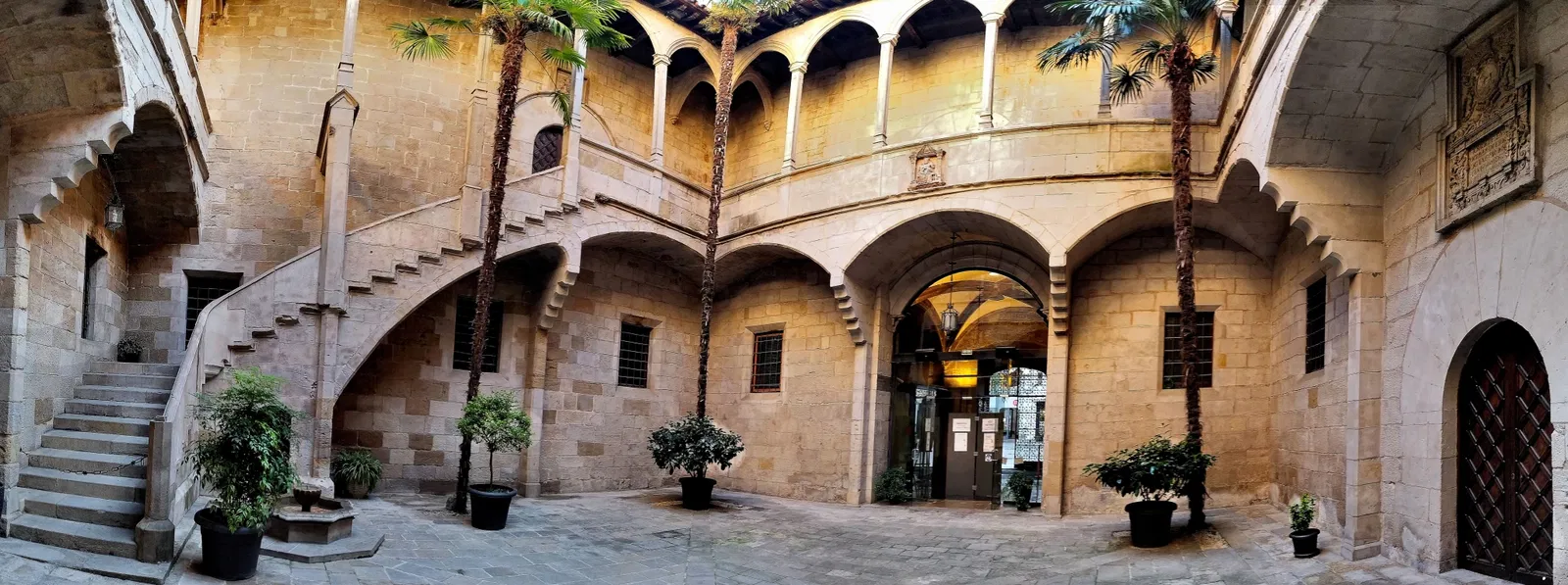 Antic Hospital de Santa Maria
