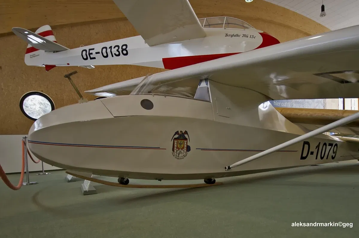 Deutsches Segelflugmuseum mit Modellflug Wasserkuppe