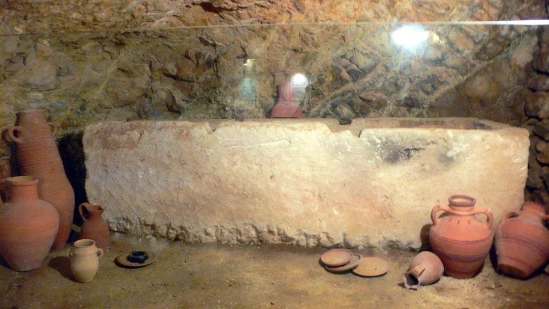 Museo Monográfico y Necrópolis