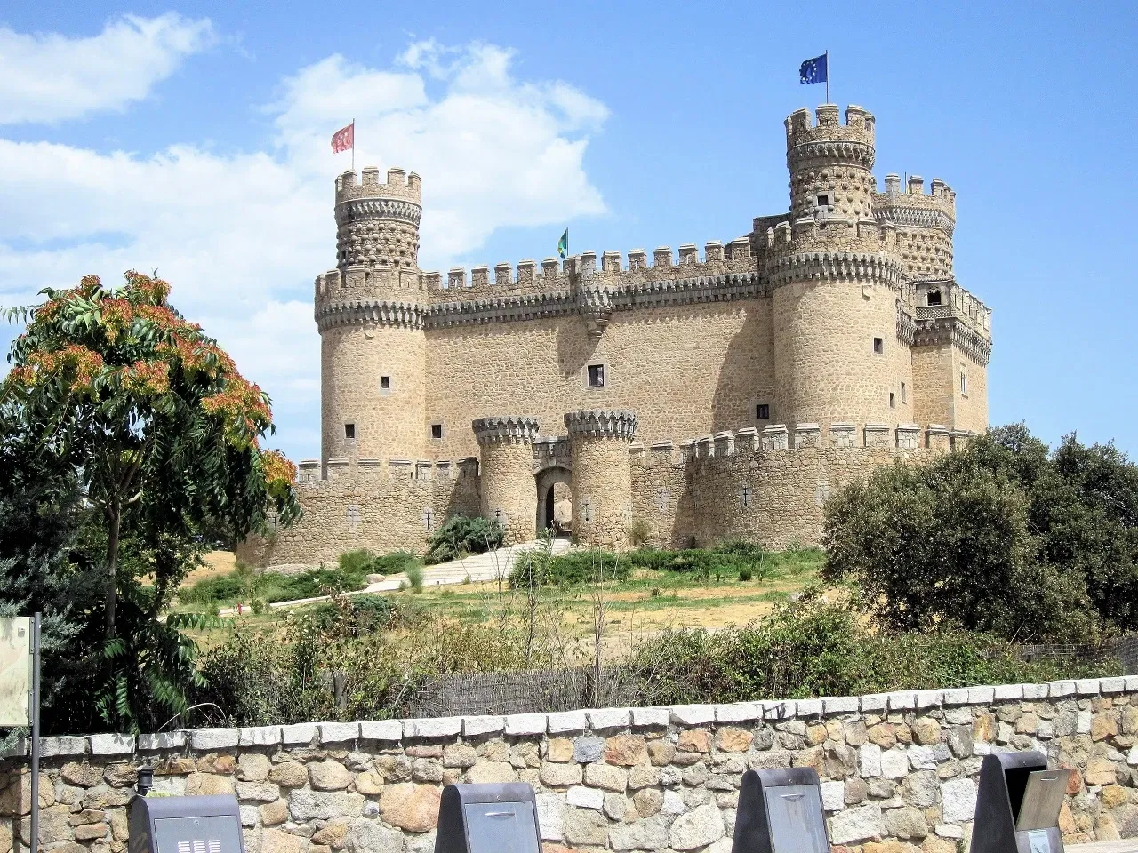 Castillo de Manzanares el Real