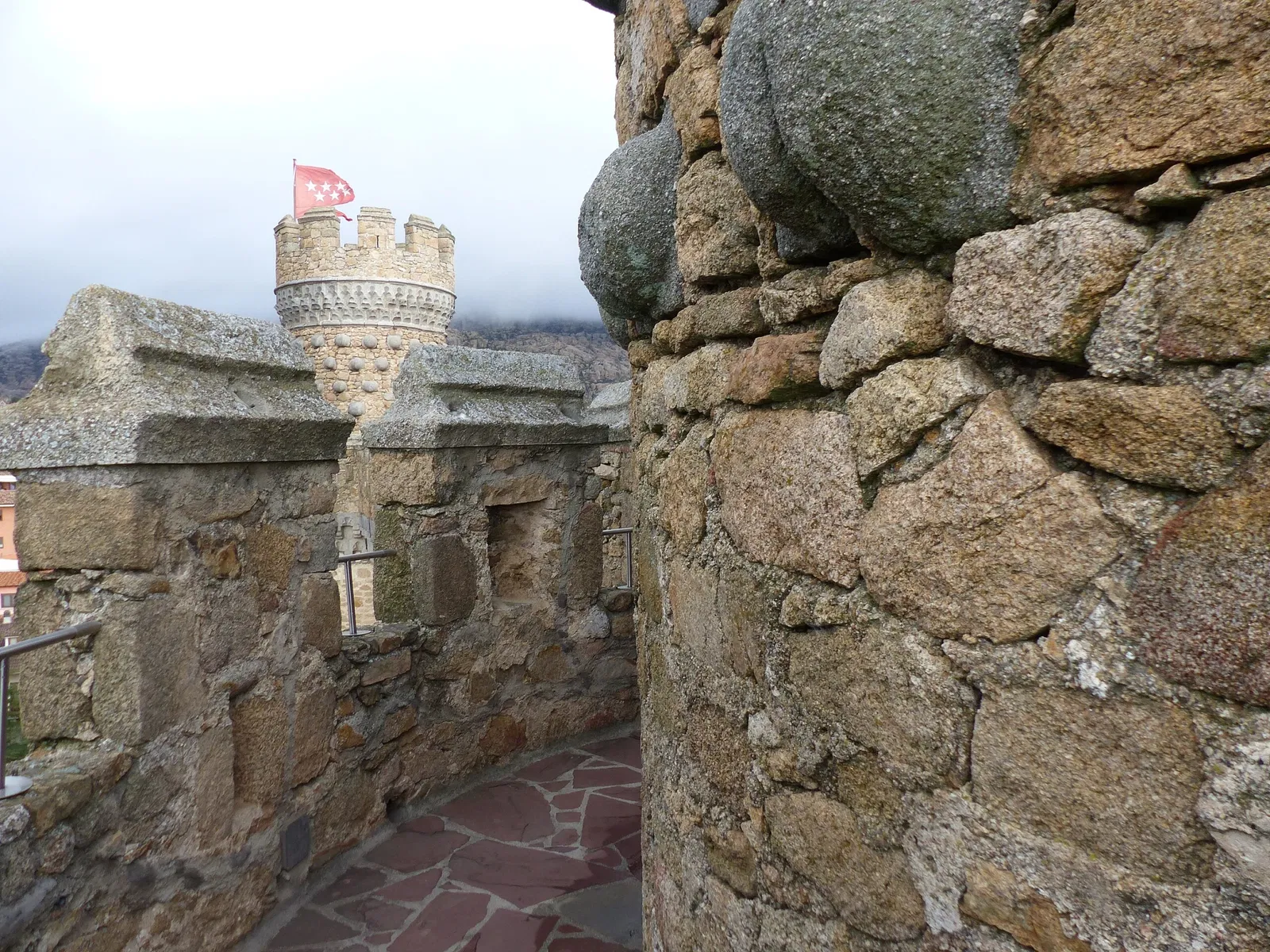 New Castle of Manzanares el Real