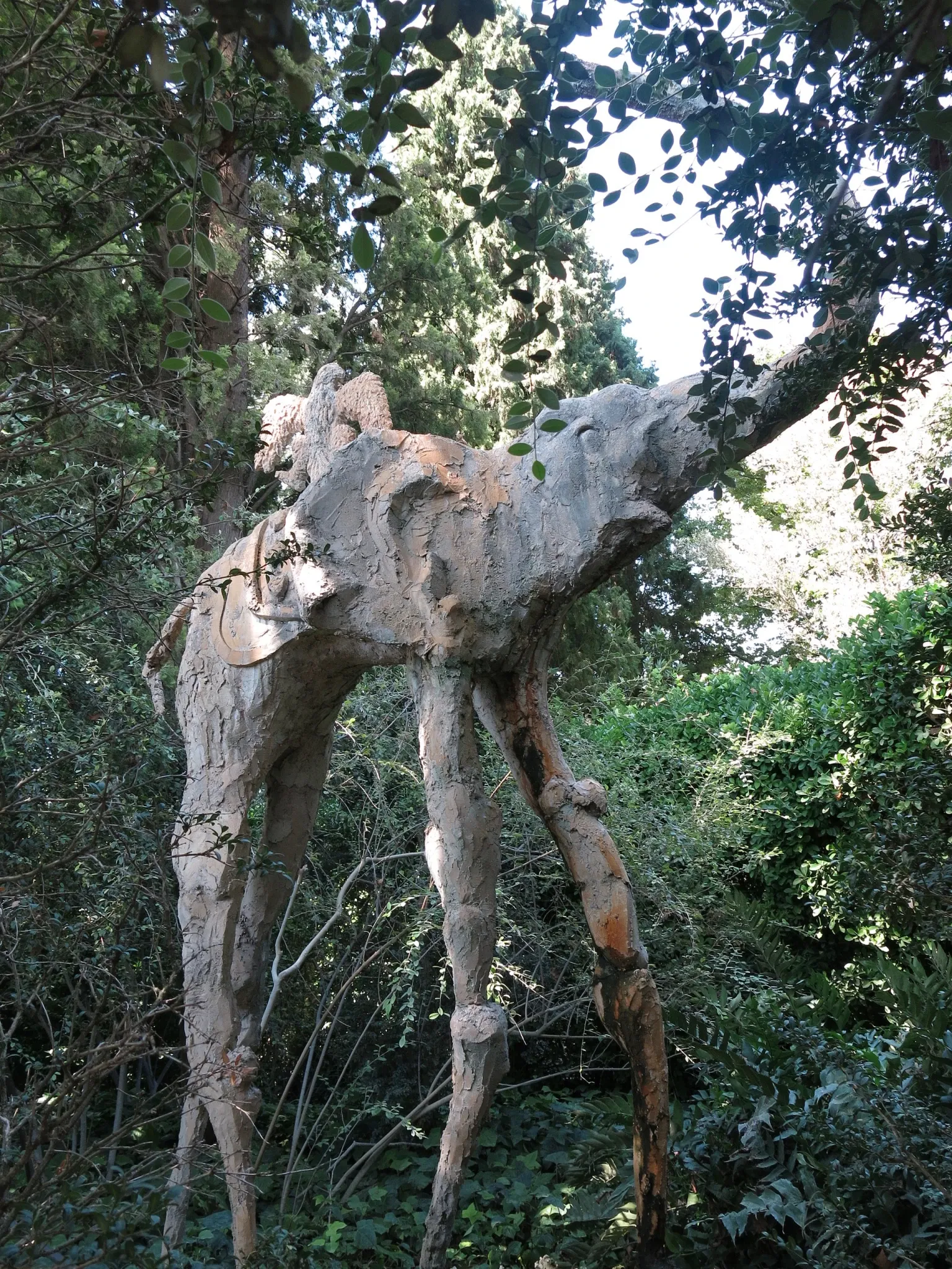 Maison-musée château Gala Dalí