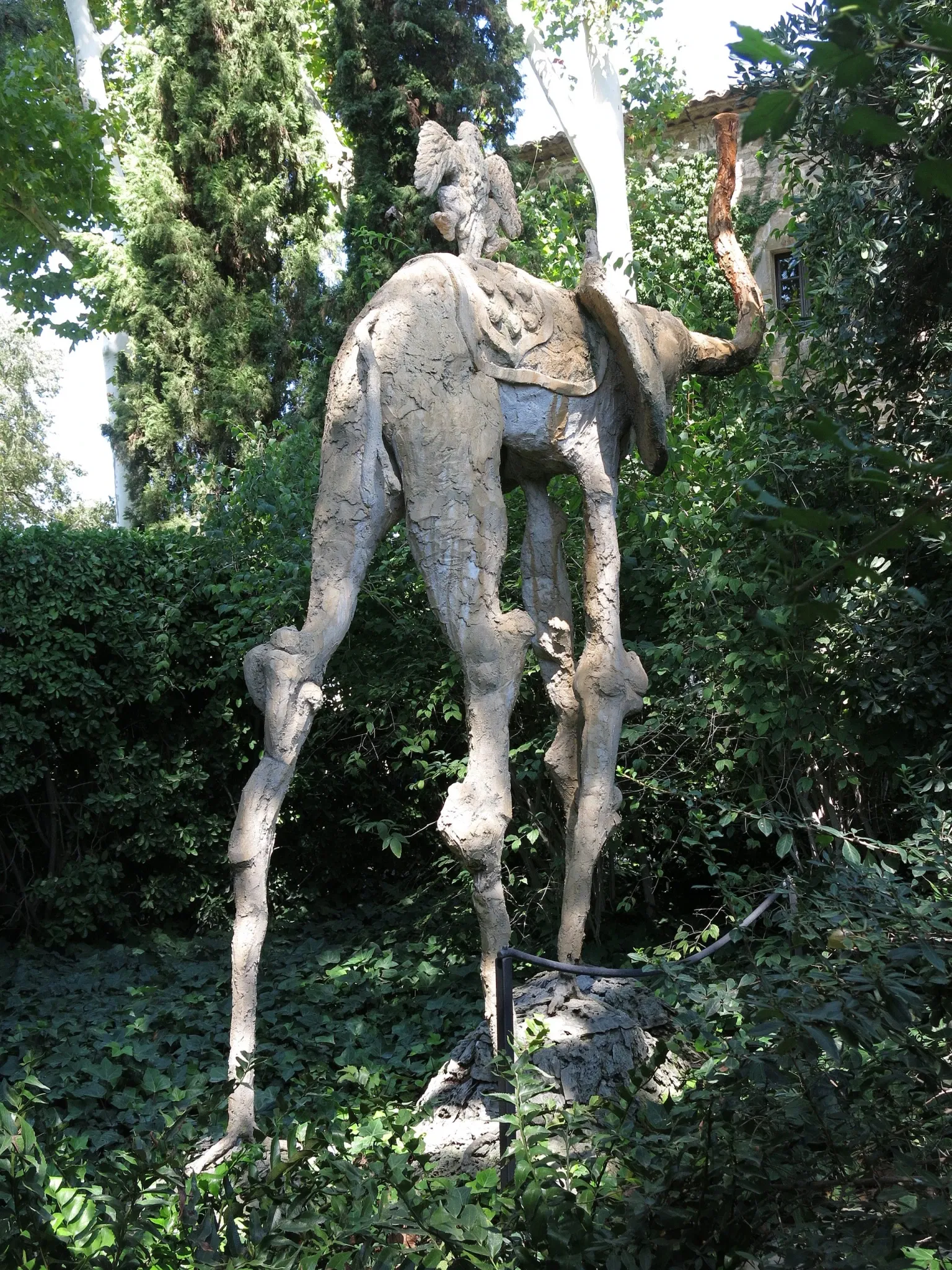 Maison-musée château Gala Dalí