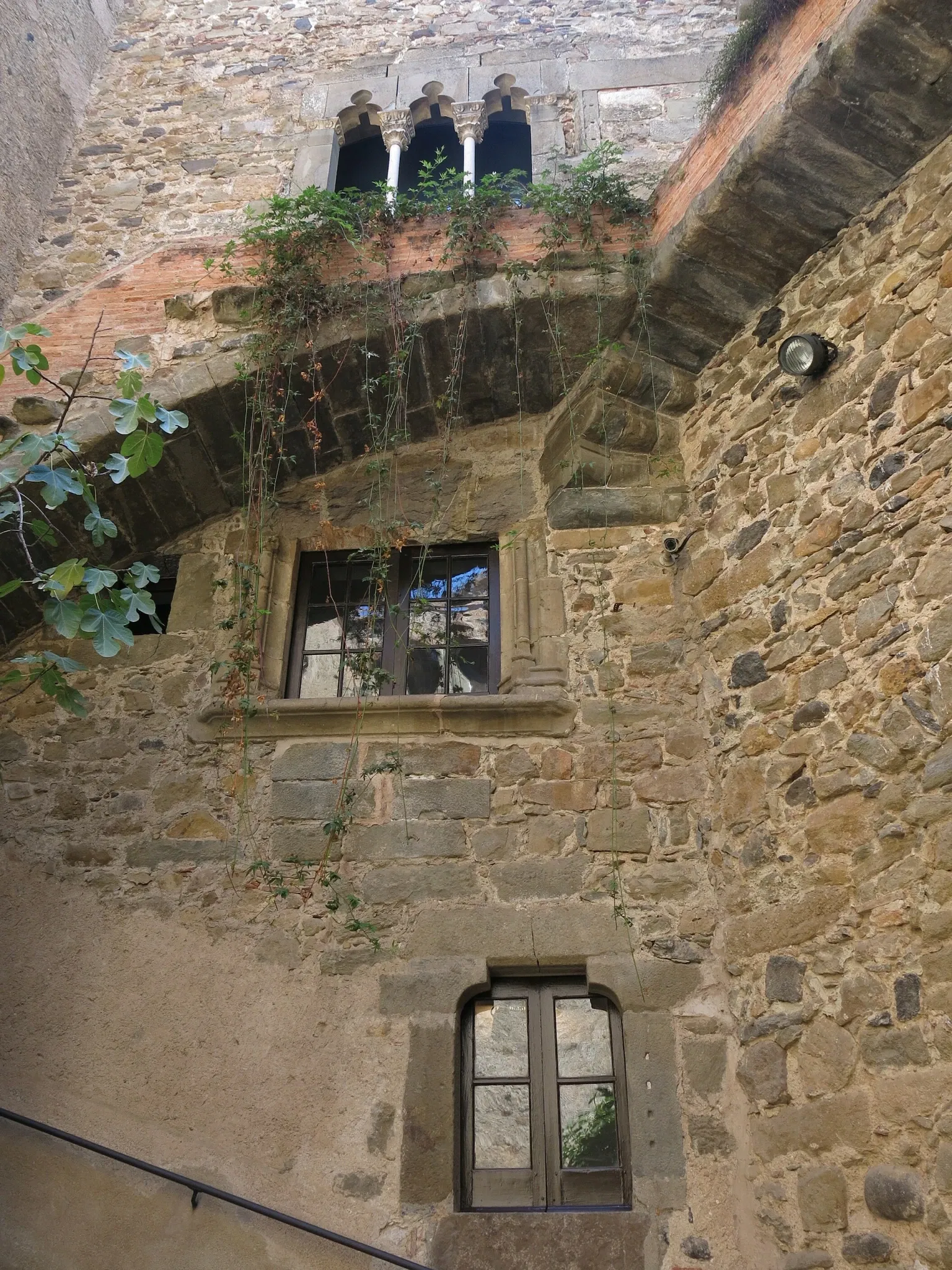 Maison-musée château Gala Dalí