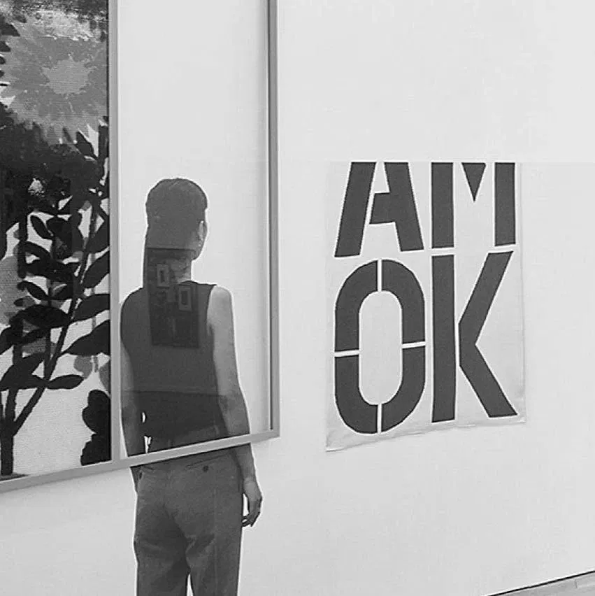 Jonathan Monk: Gesellschaft mit beschränkter Haftung