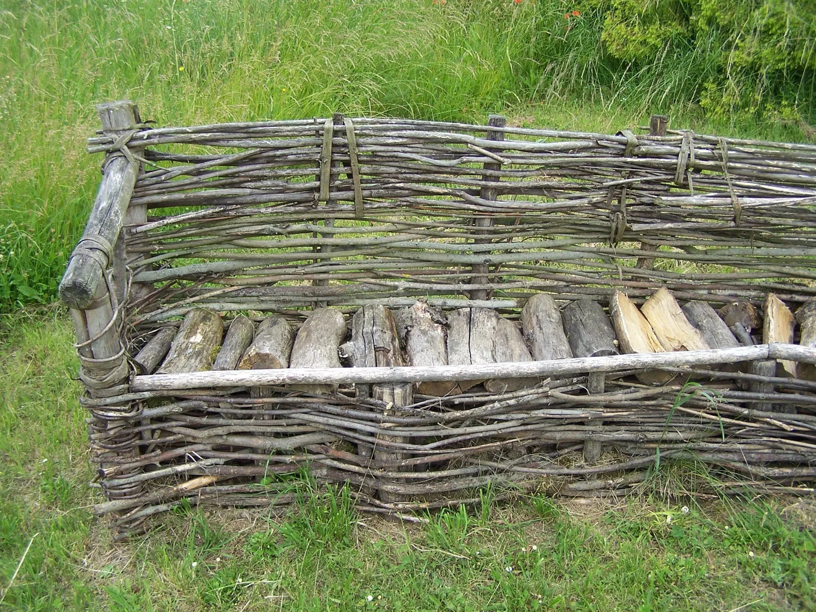 Funkenburg Westgreußen