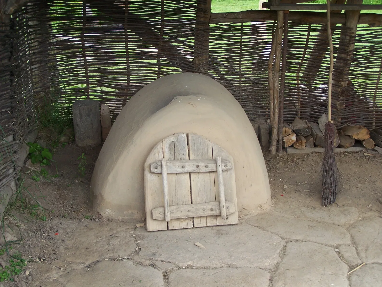 Funkenburg Westgreußen