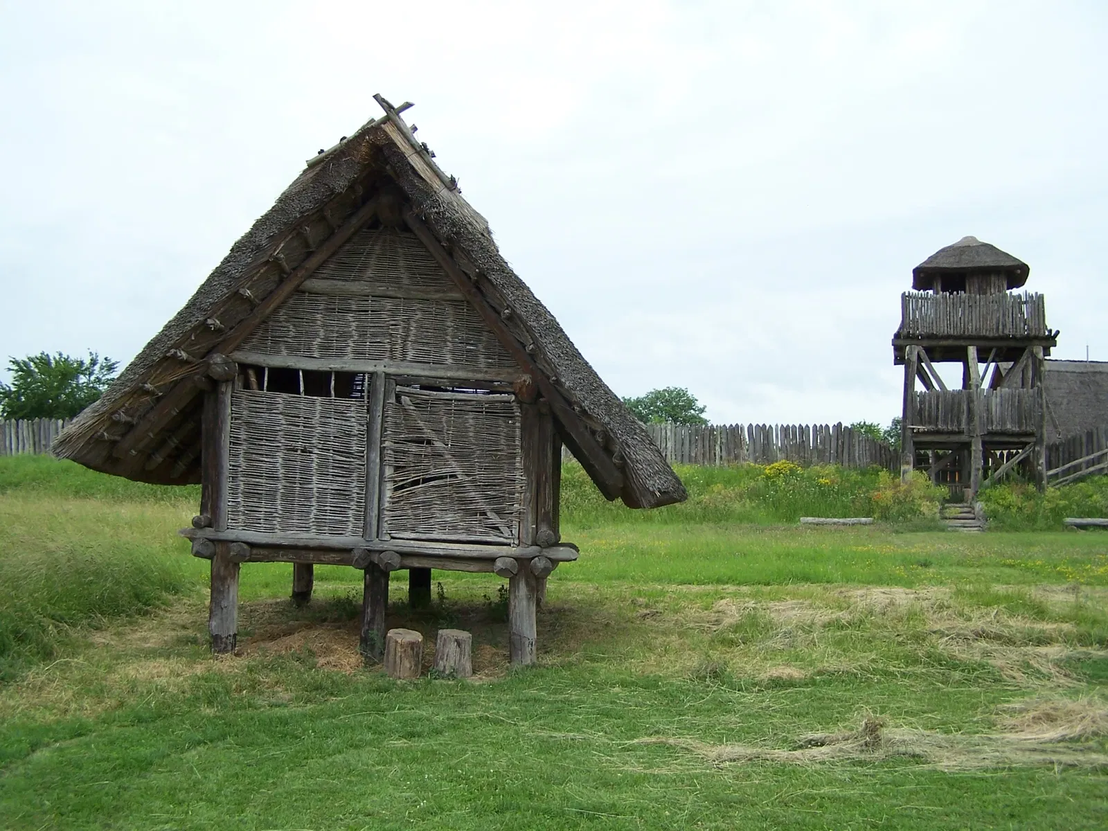 Funkenburg Westgreußen