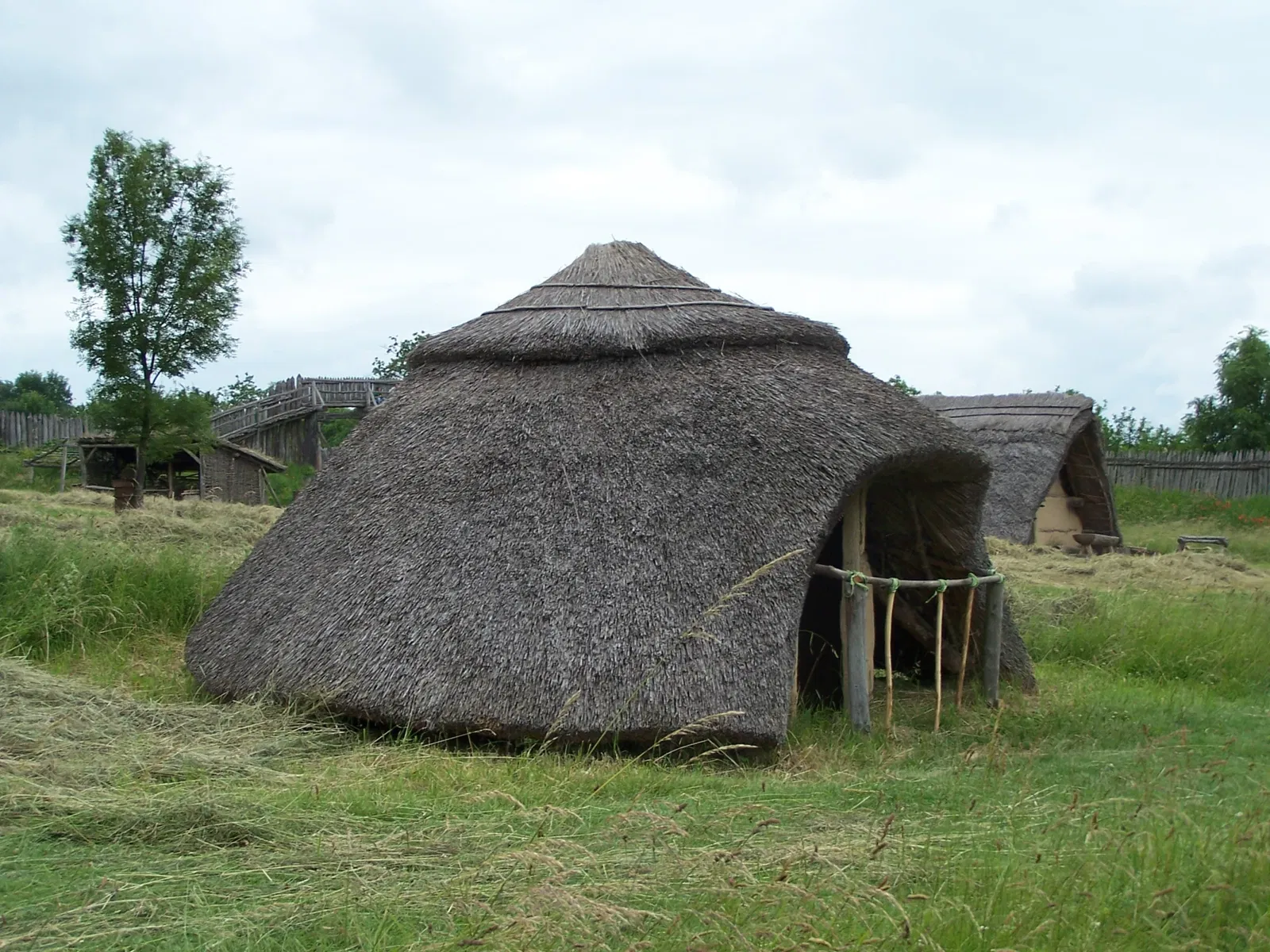 Funkenburg Westgreußen