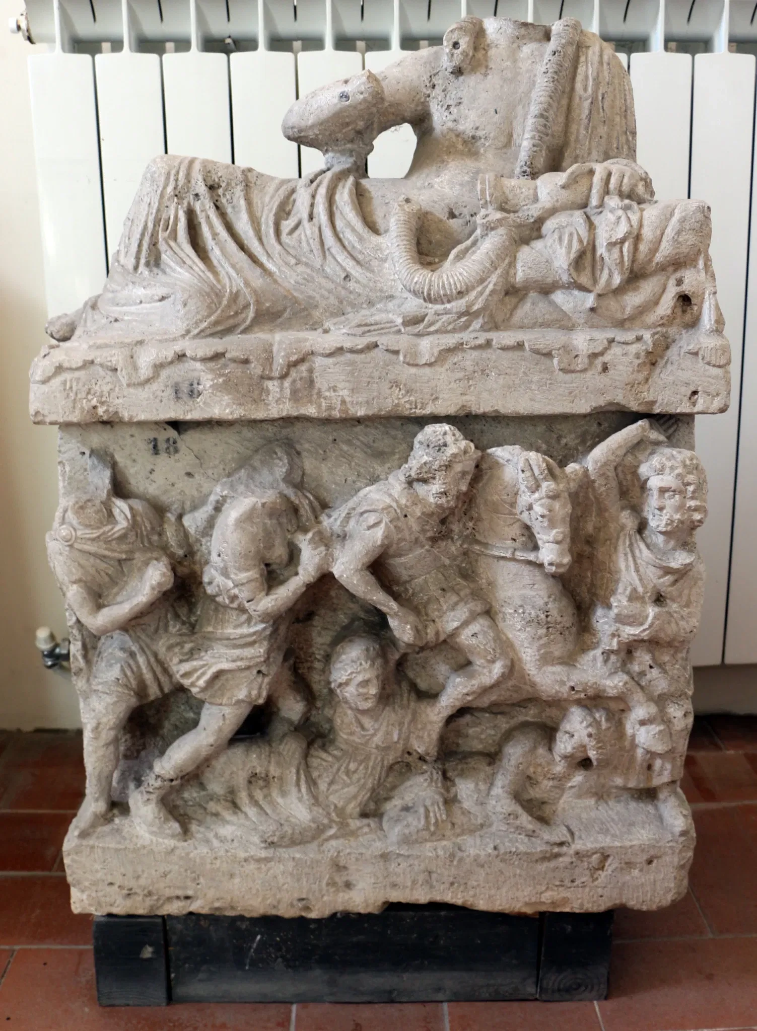 Ipogeo dei Volumni e necropoli del Palazzone