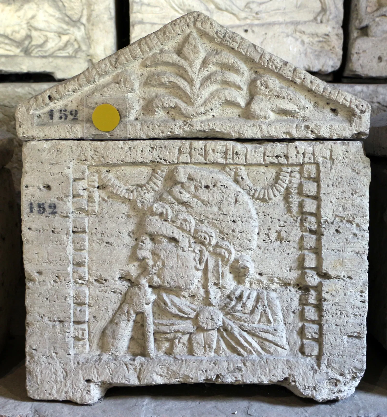 Ipogeo dei Volumni e necropoli del Palazzone