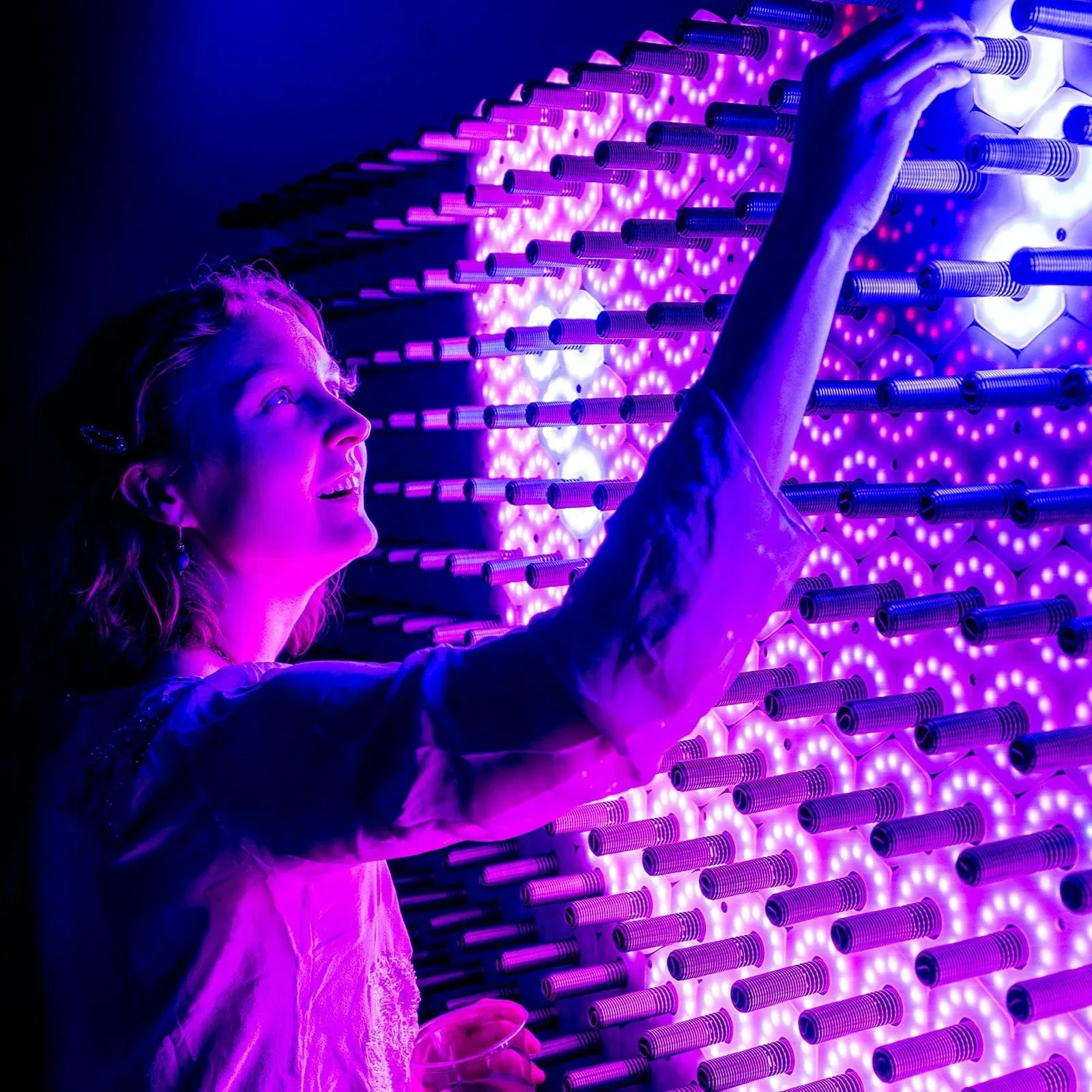 Glow: Gioca con la luce