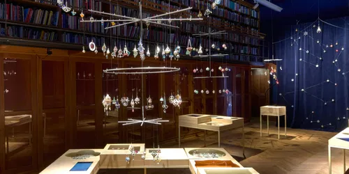 Bicyclette et homard : Décorations de sapin étincelantes de Gablonz