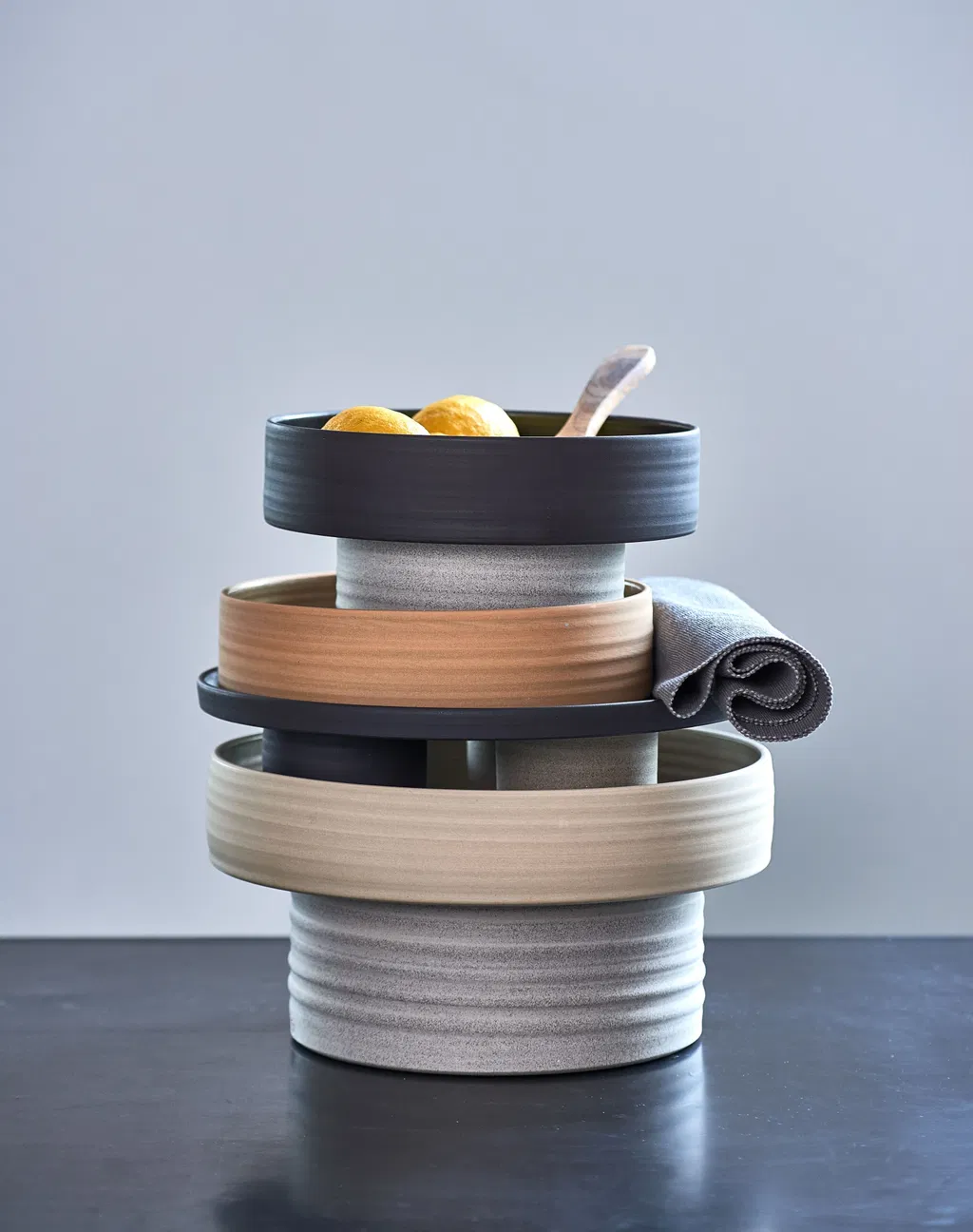 Aan Tafel! Serviesgoed door de eeuwen heen