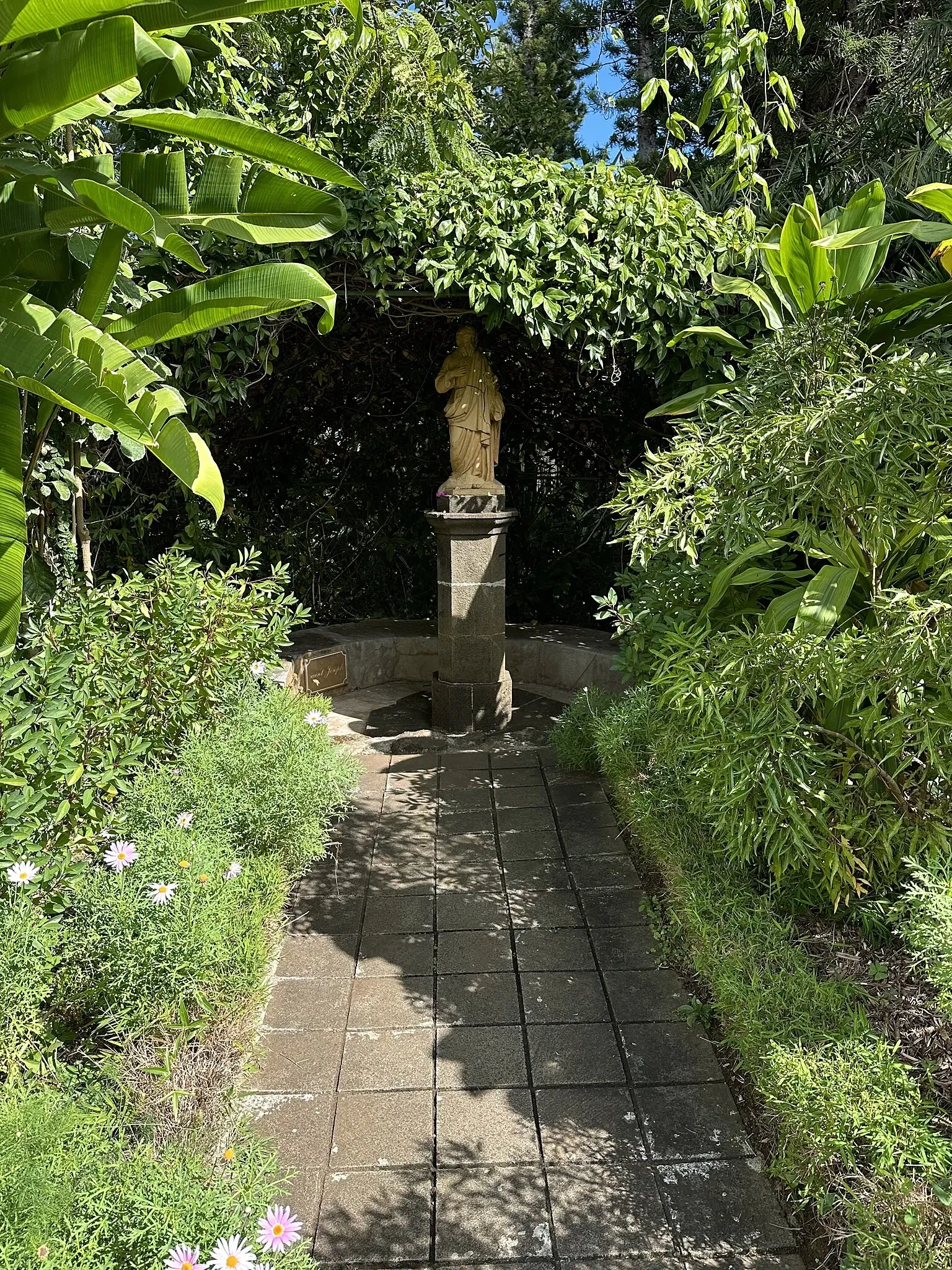 National Conservatory and Botanical Garden