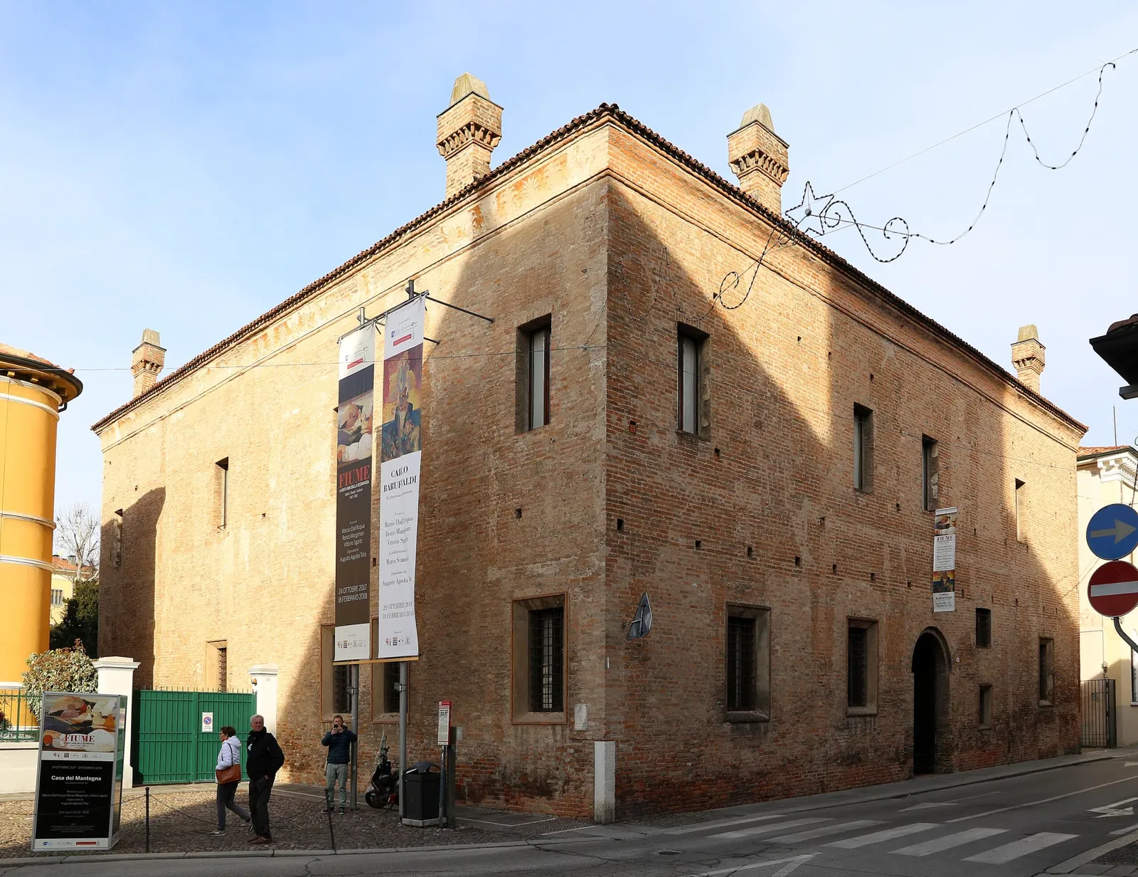 Mantegna House