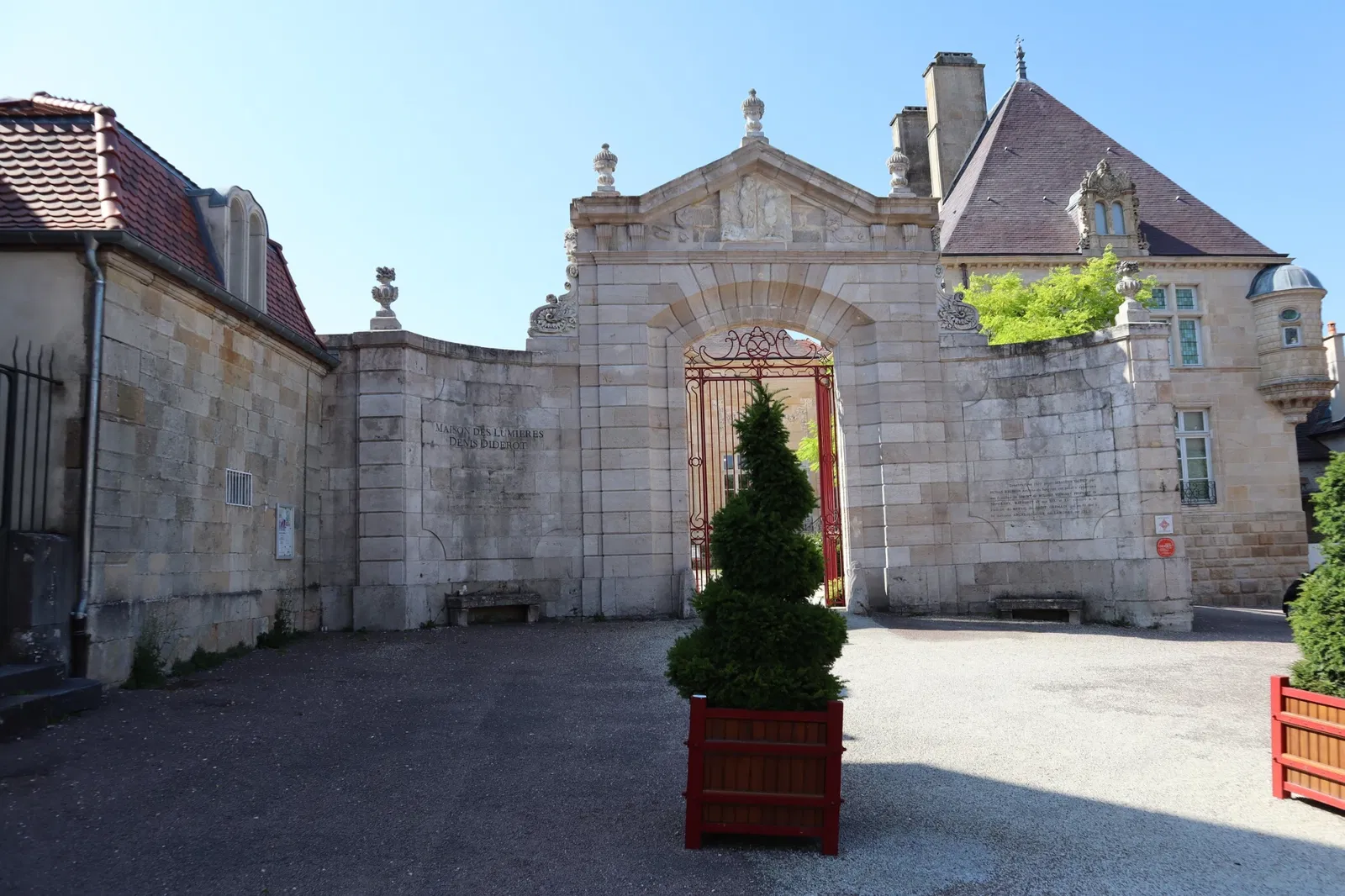 La Maison des Lumières Denis Diderot