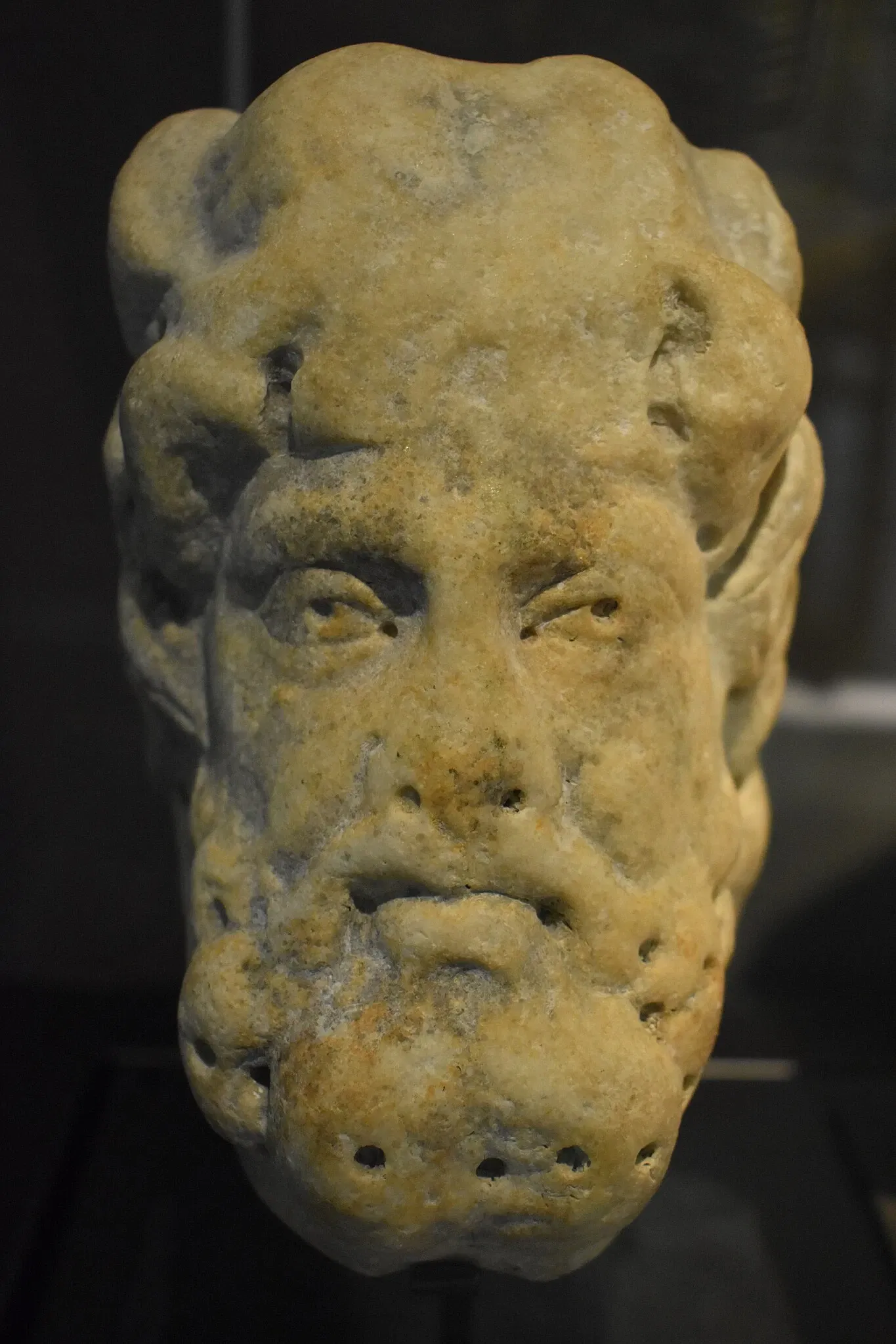 Musée de l'Éphèbe et d'Archéologie Sous-Marine