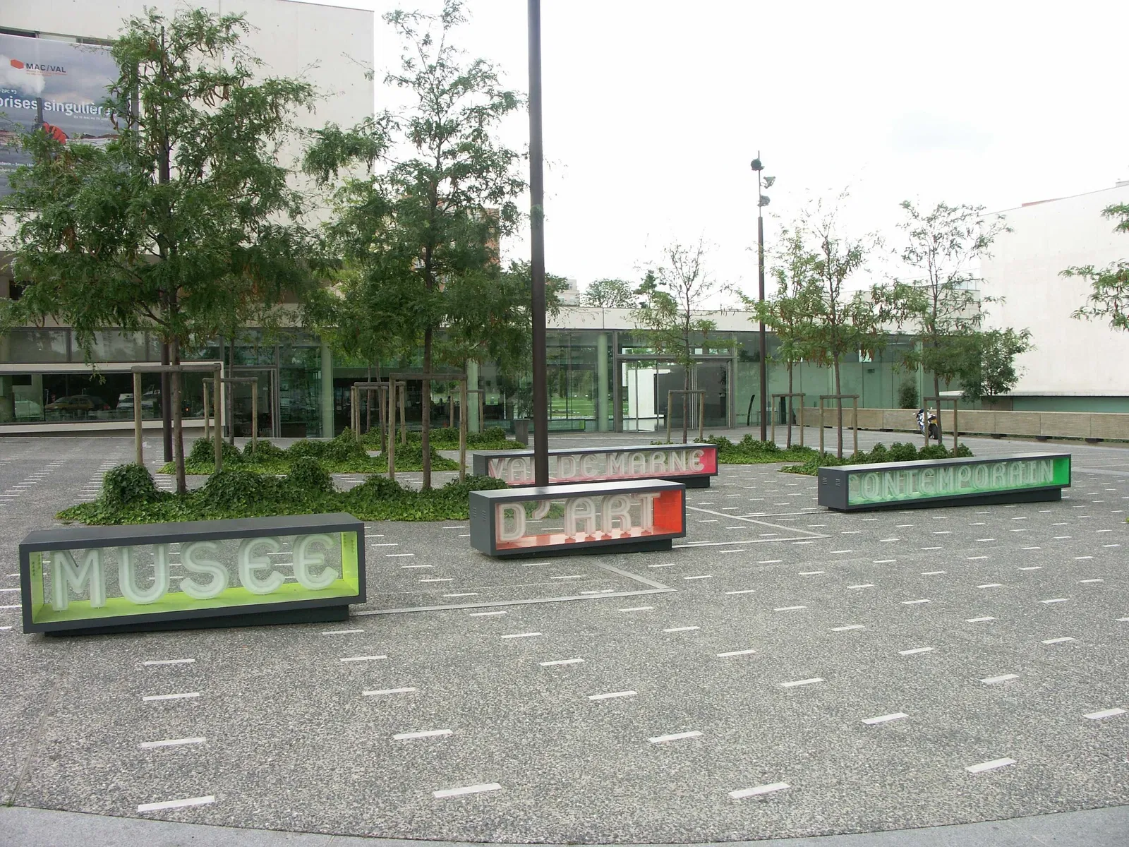 MAC VAL - Val-de-Marne Contemporary Art Museum