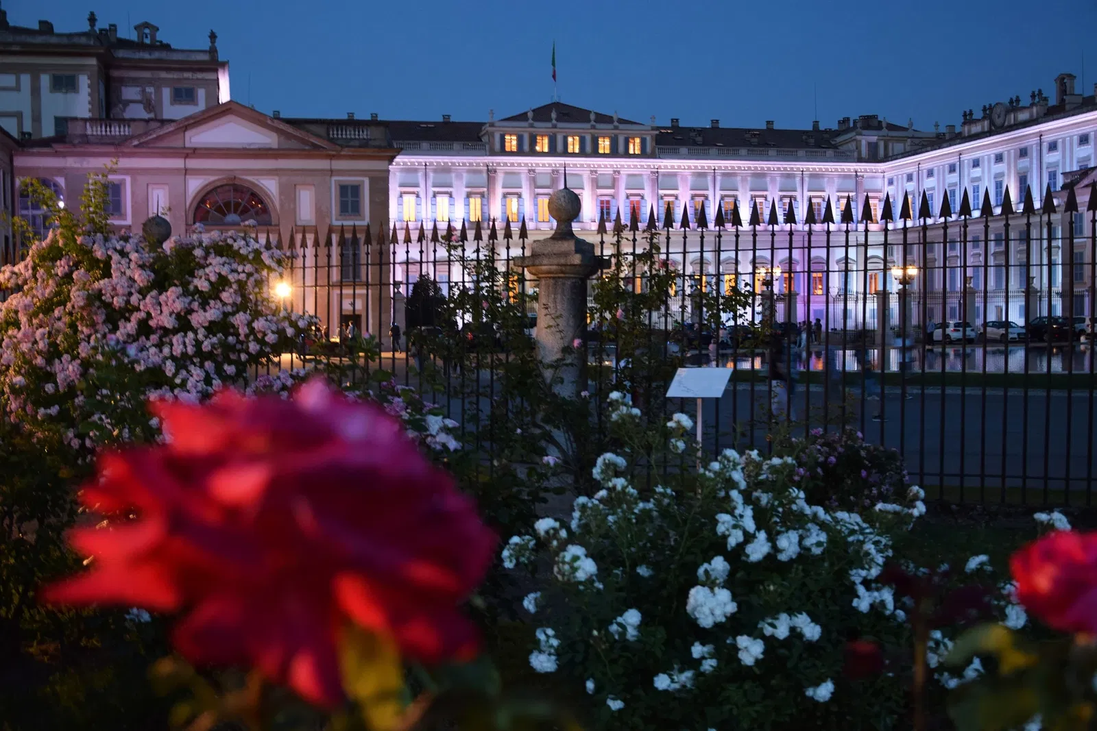 Niso Fumagalli Rose Garden