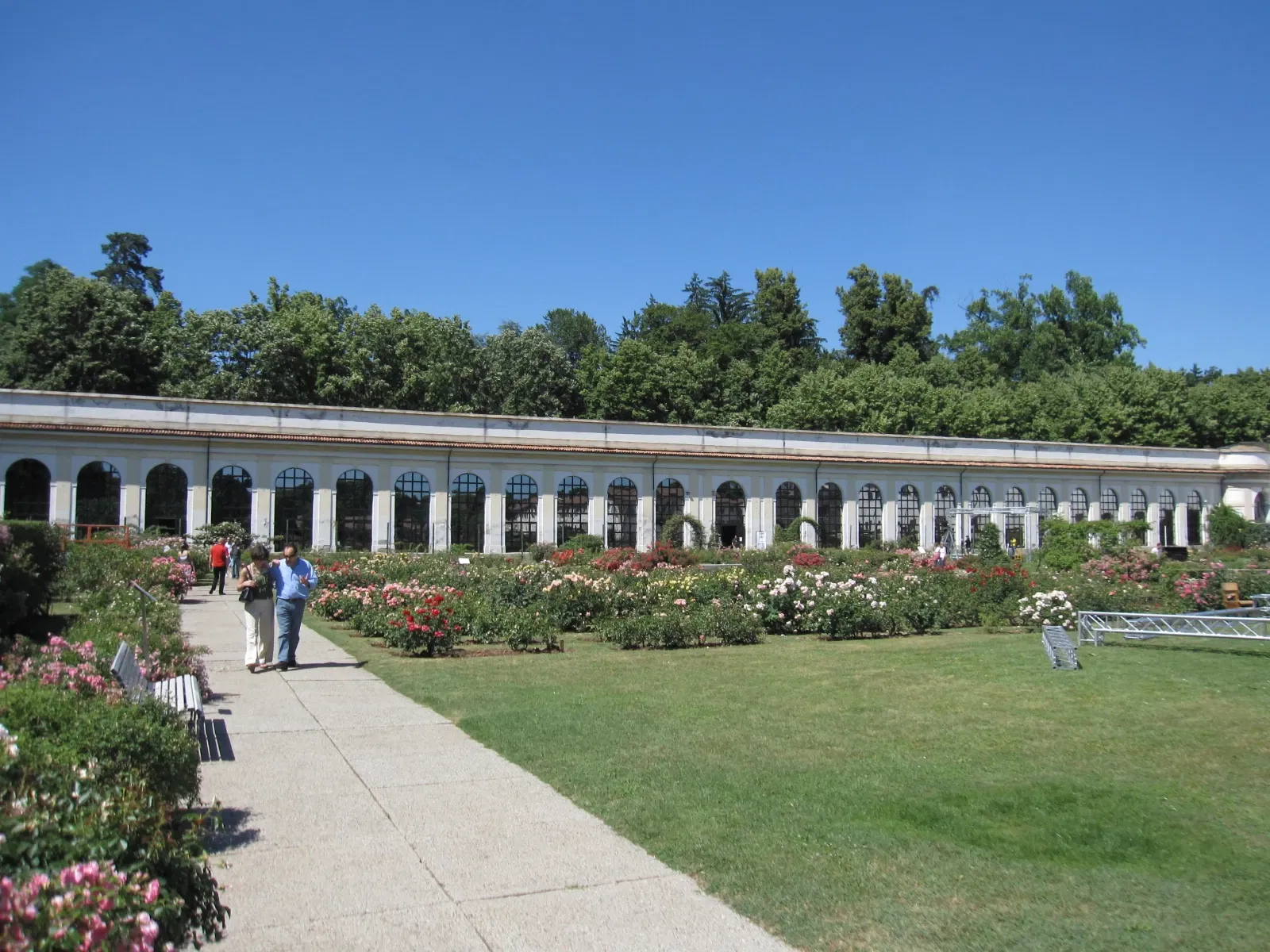 Niso Fumagalli Rose Garden