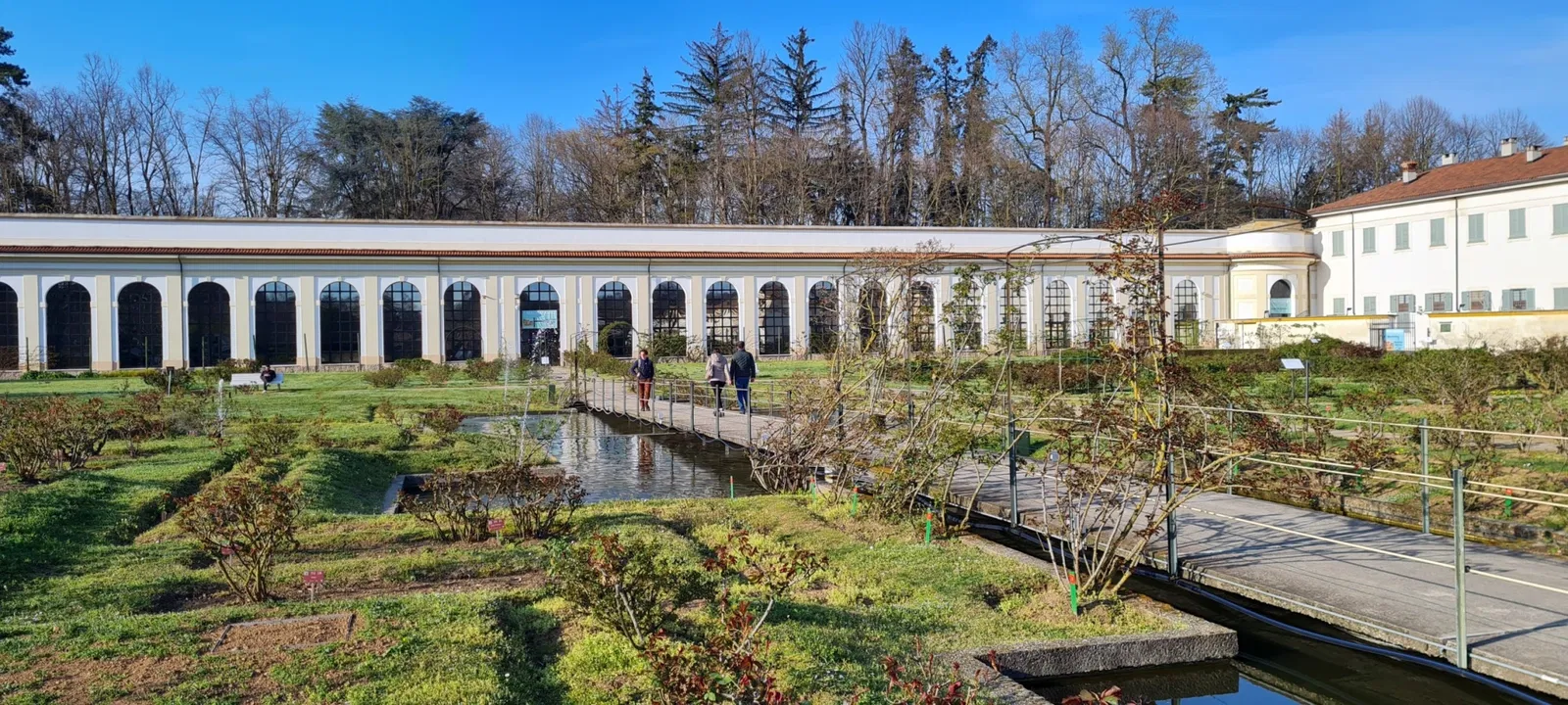 Niso Fumagalli Rose Garden