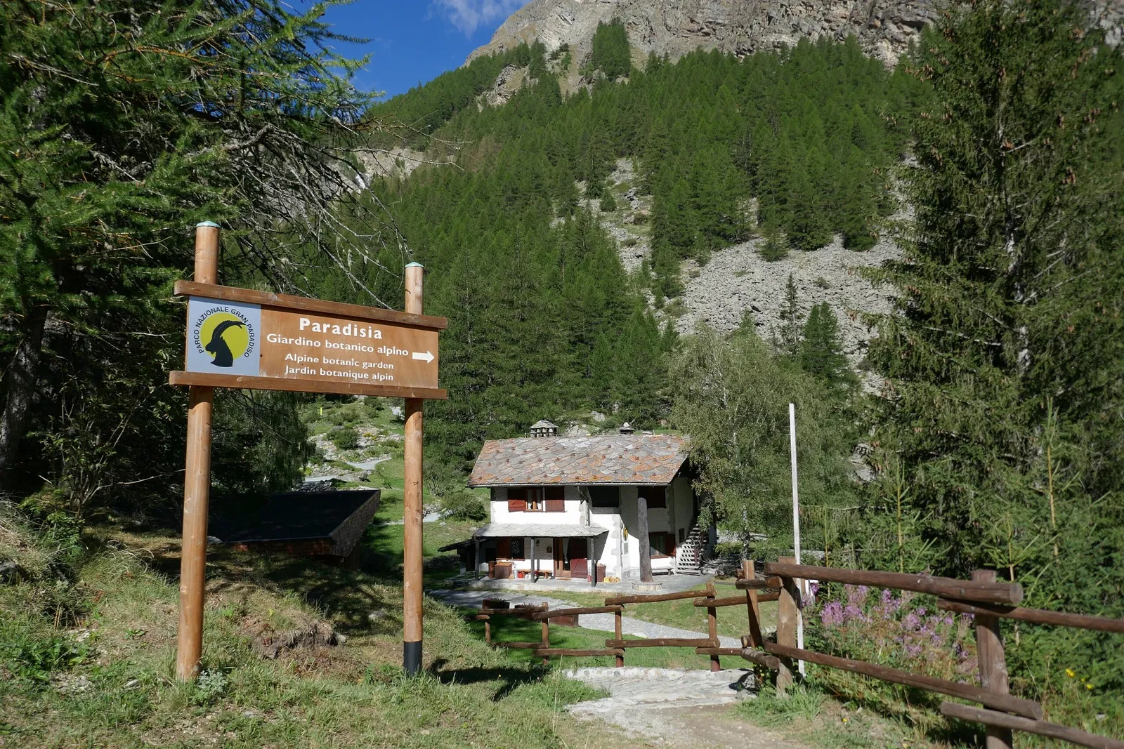 Paradisia Alpine Botanical Garden