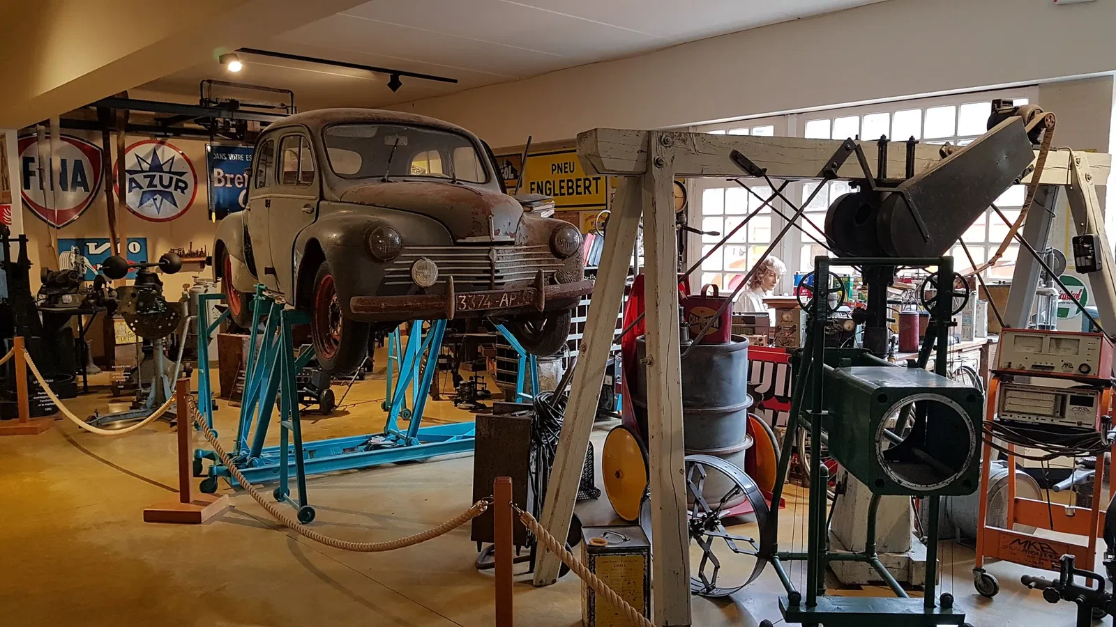 The Manor of the Automobile