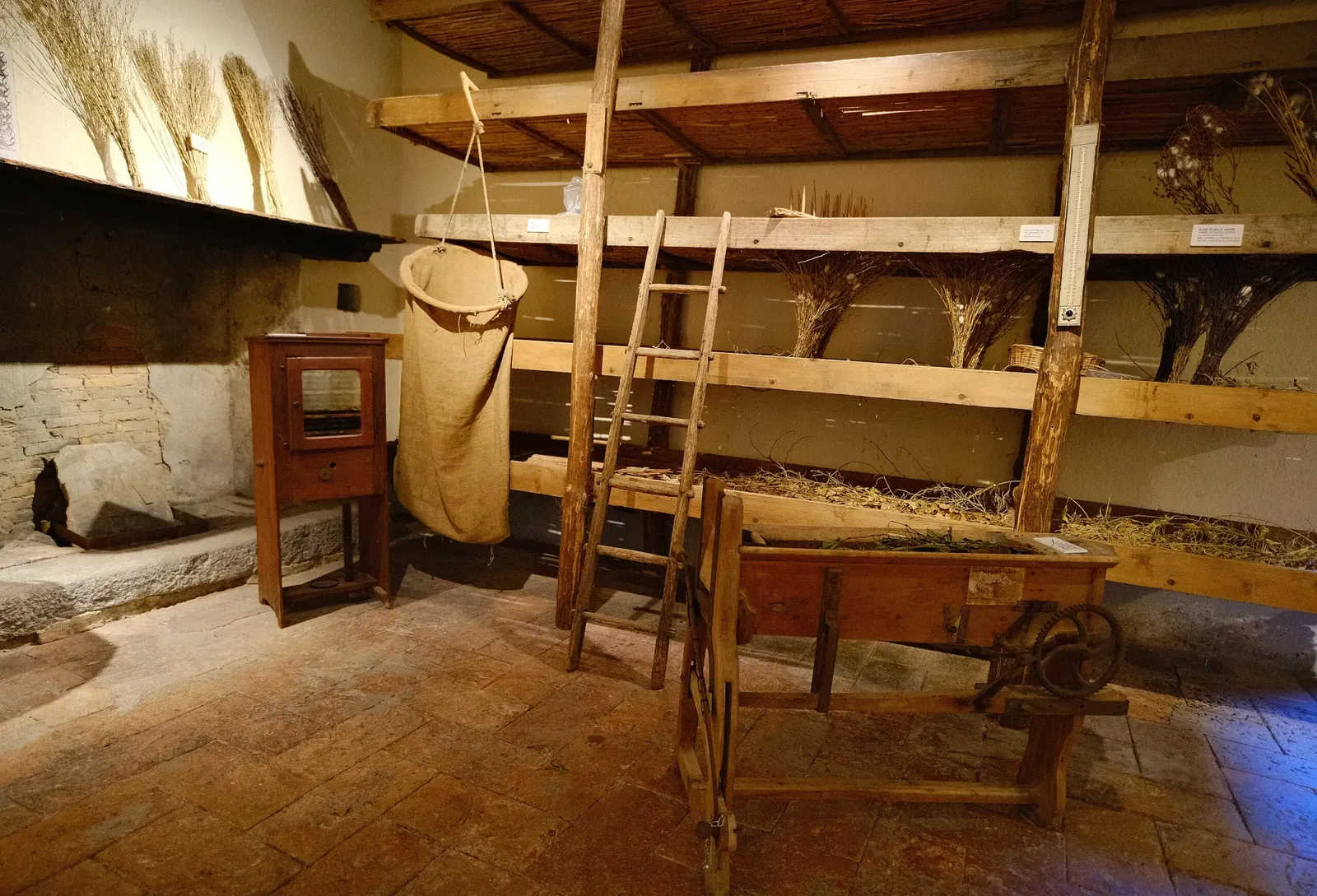 MEAB - Museo Etnografico Dell'Alta Brianza