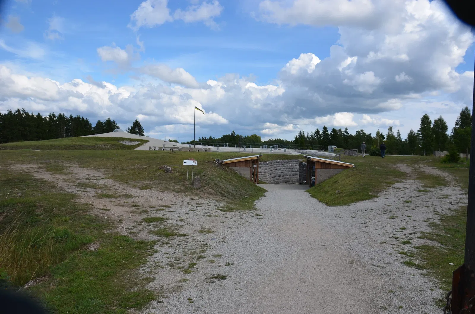 Tingstäde fästning