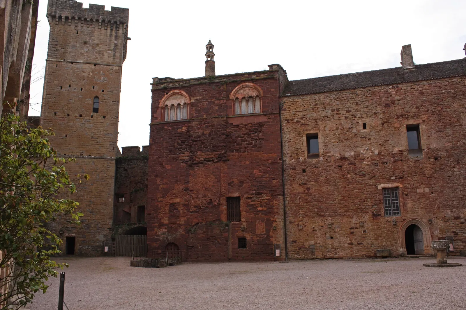 Château de Castelnau-Bretenoux