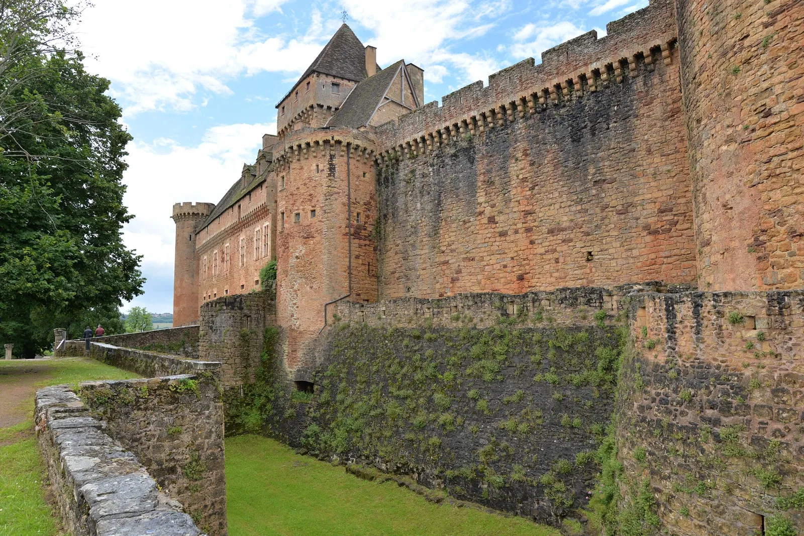 Castelnau-Bretenoux Castle