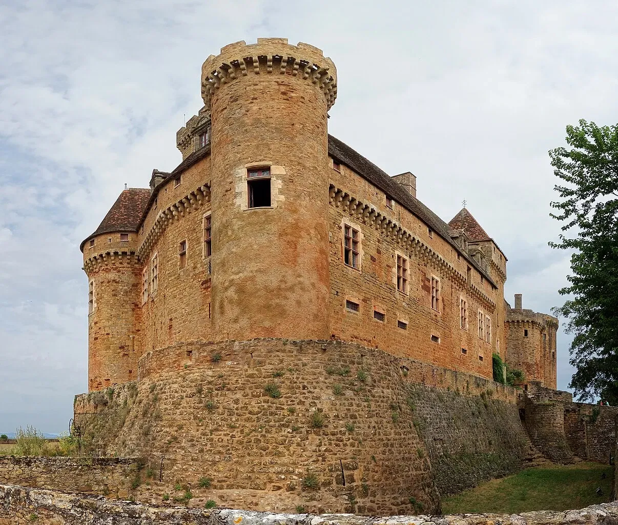 Castelnau-Bretenoux Castle