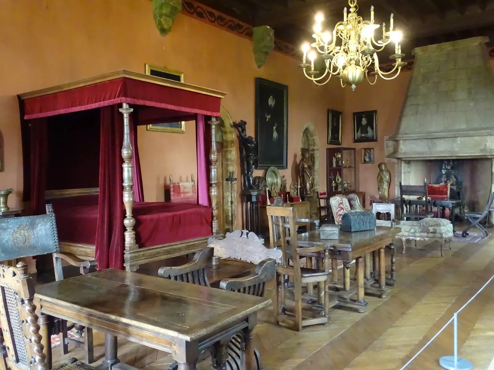 Castelnau-Bretenoux Castle