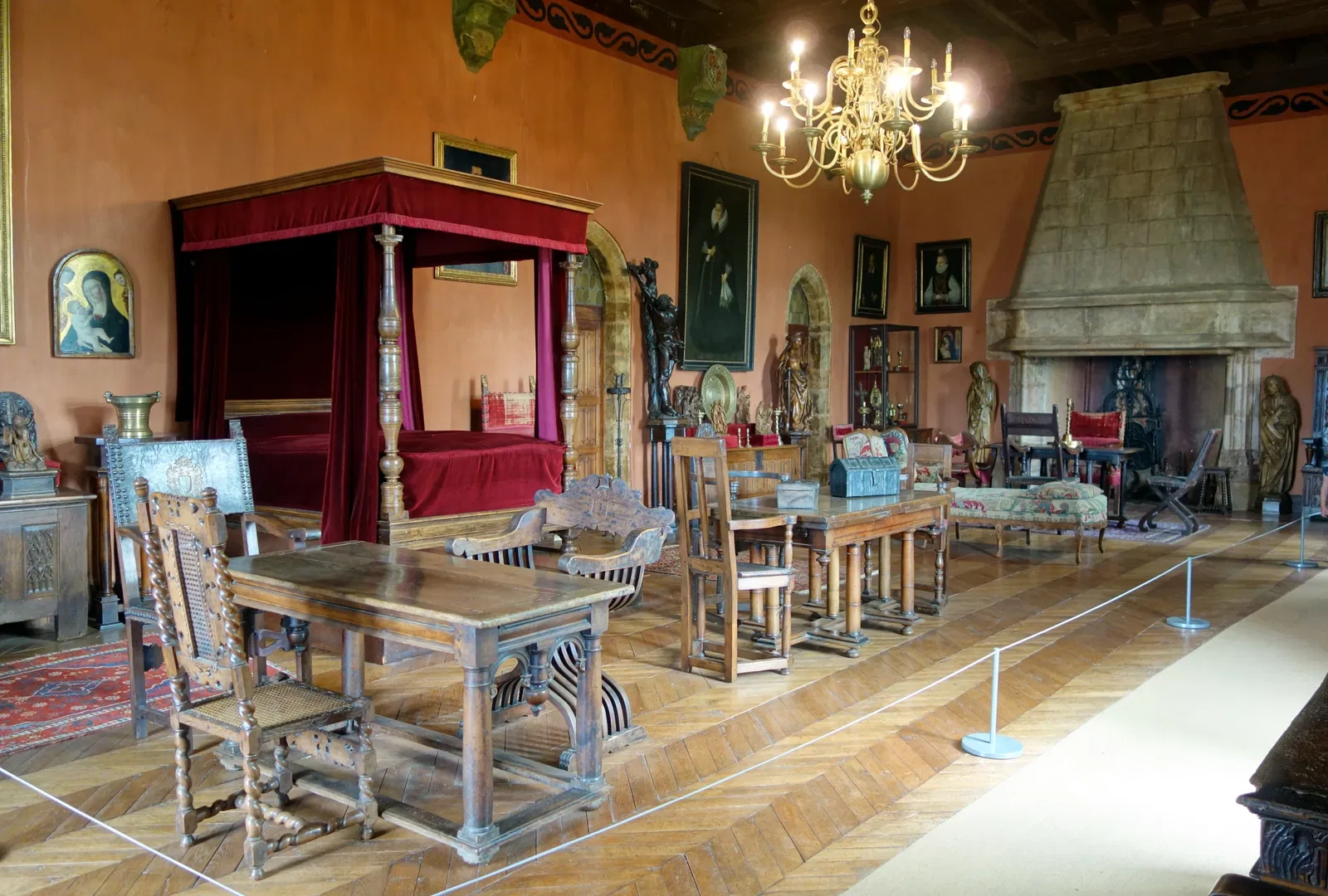 Castelnau-Bretenoux Castle