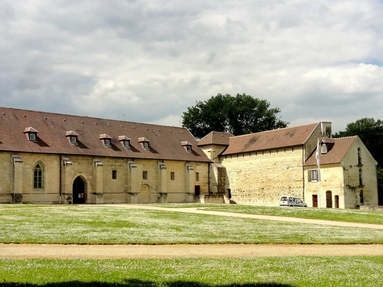 Abbaye de Maubuisson