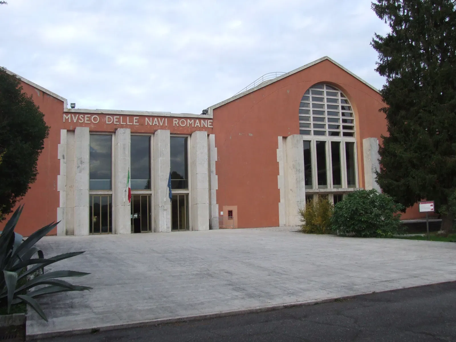 Museo delle Navi Romane
