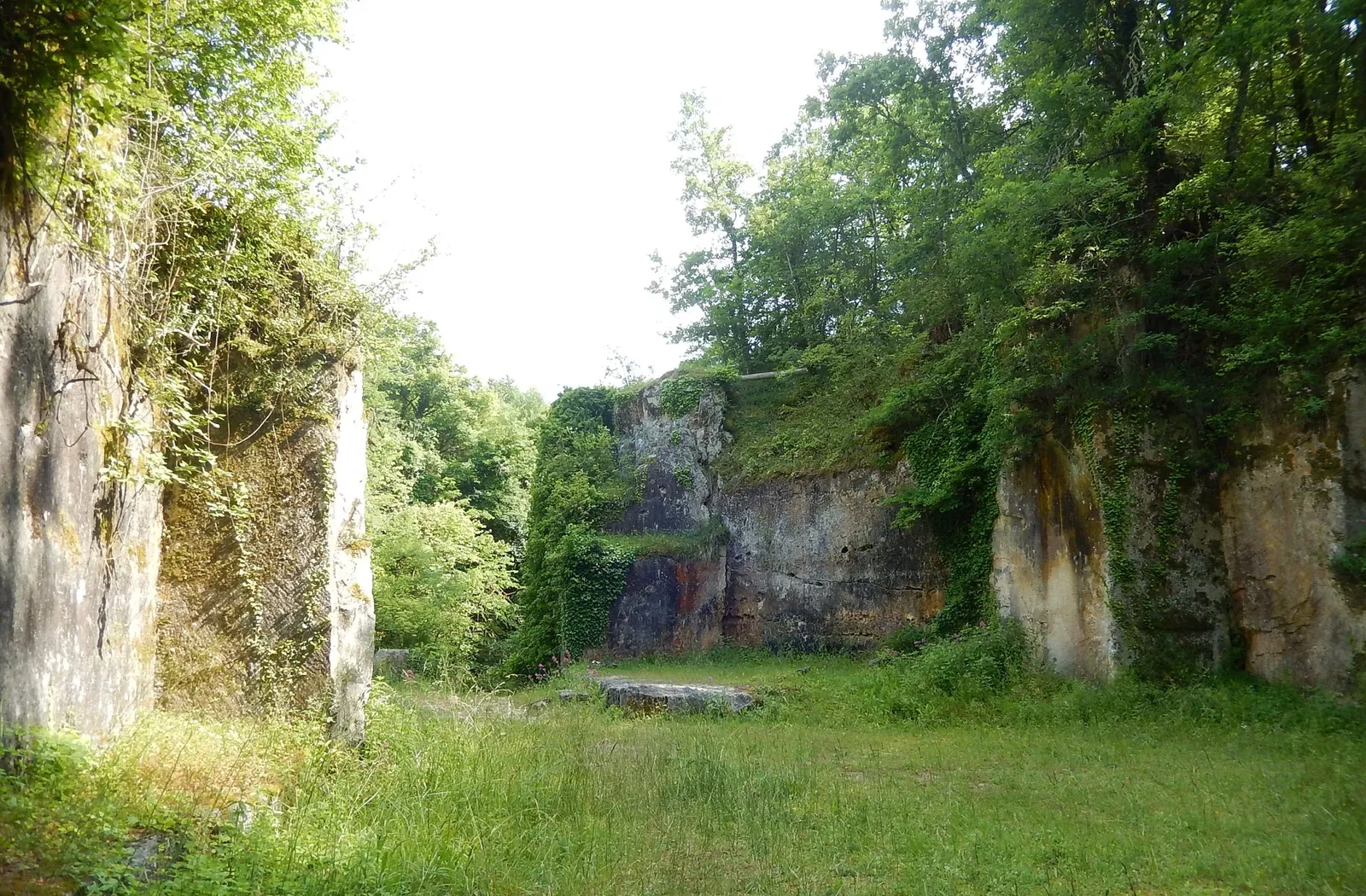 La Pierre de Crazannes