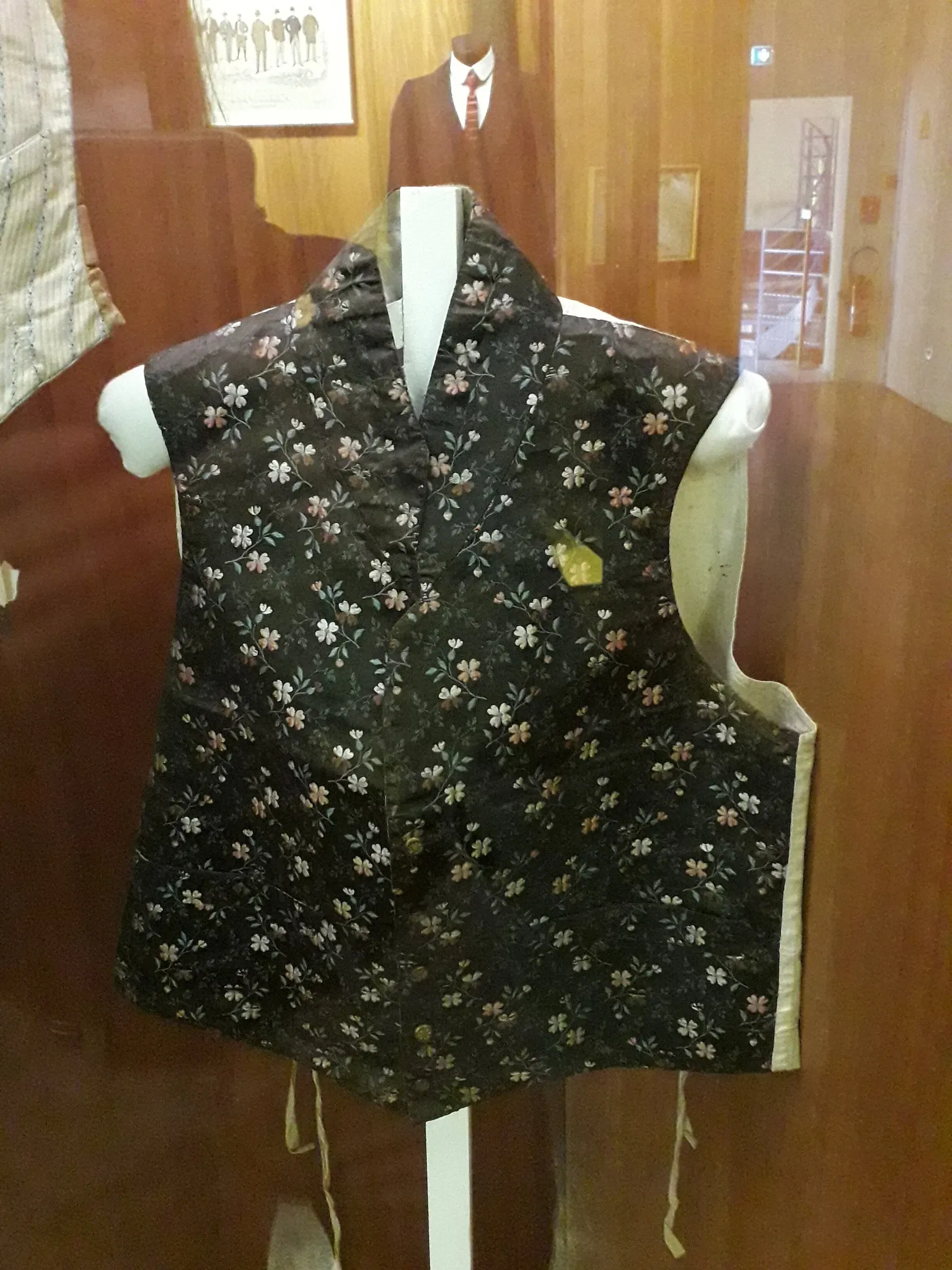 Musée de la Chemiserie et de l'Elégance Masculine