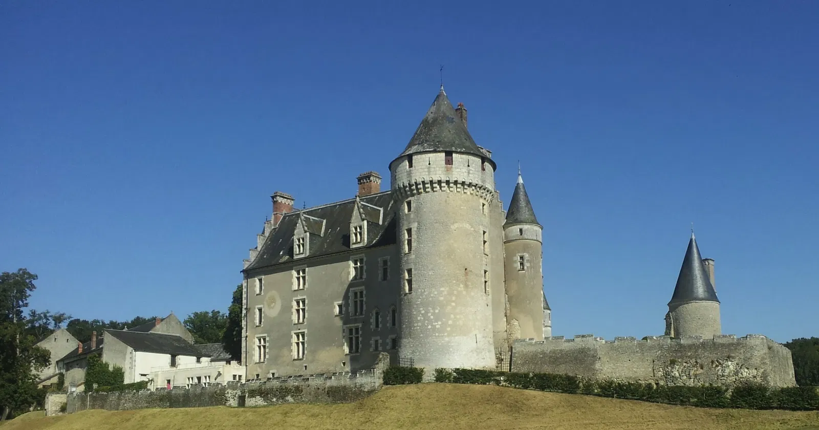 Castle of Montpoupon