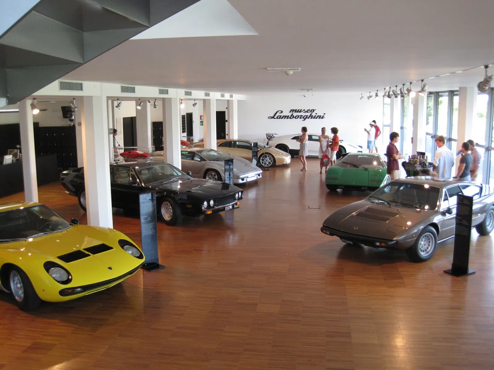 Automobili  Lamborghini  Museum