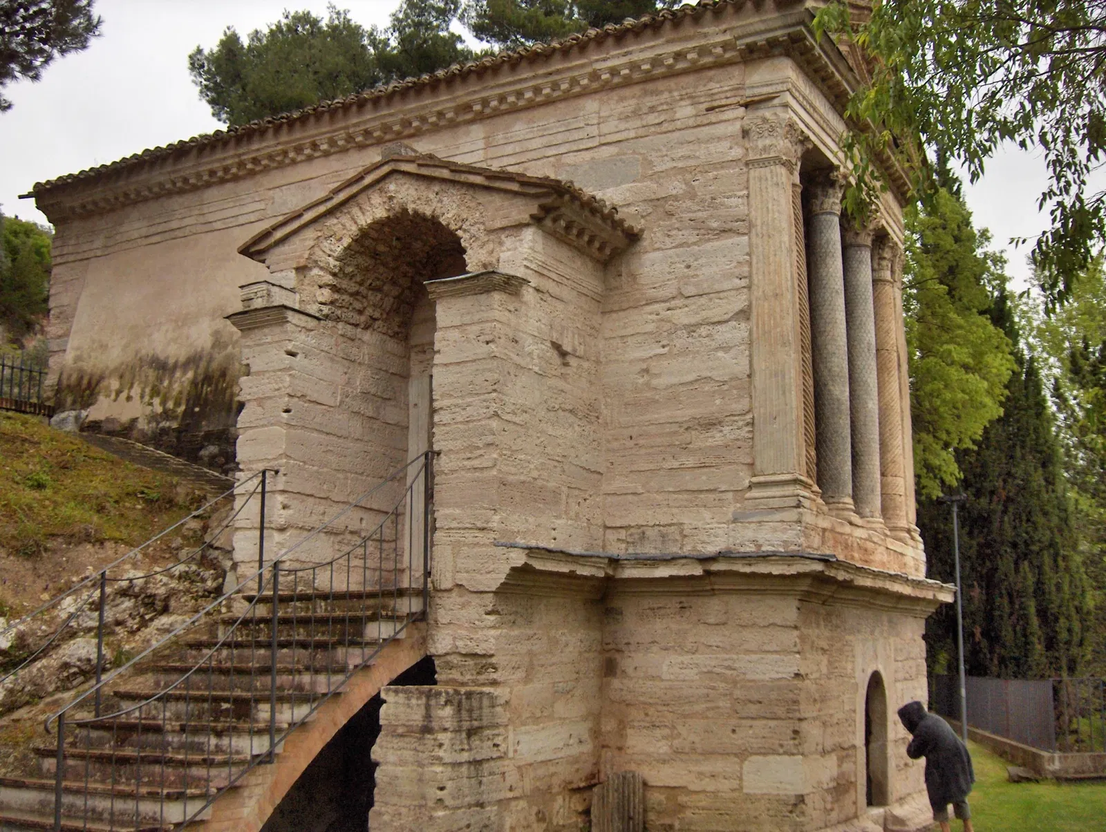 Tempietto del Clitunno