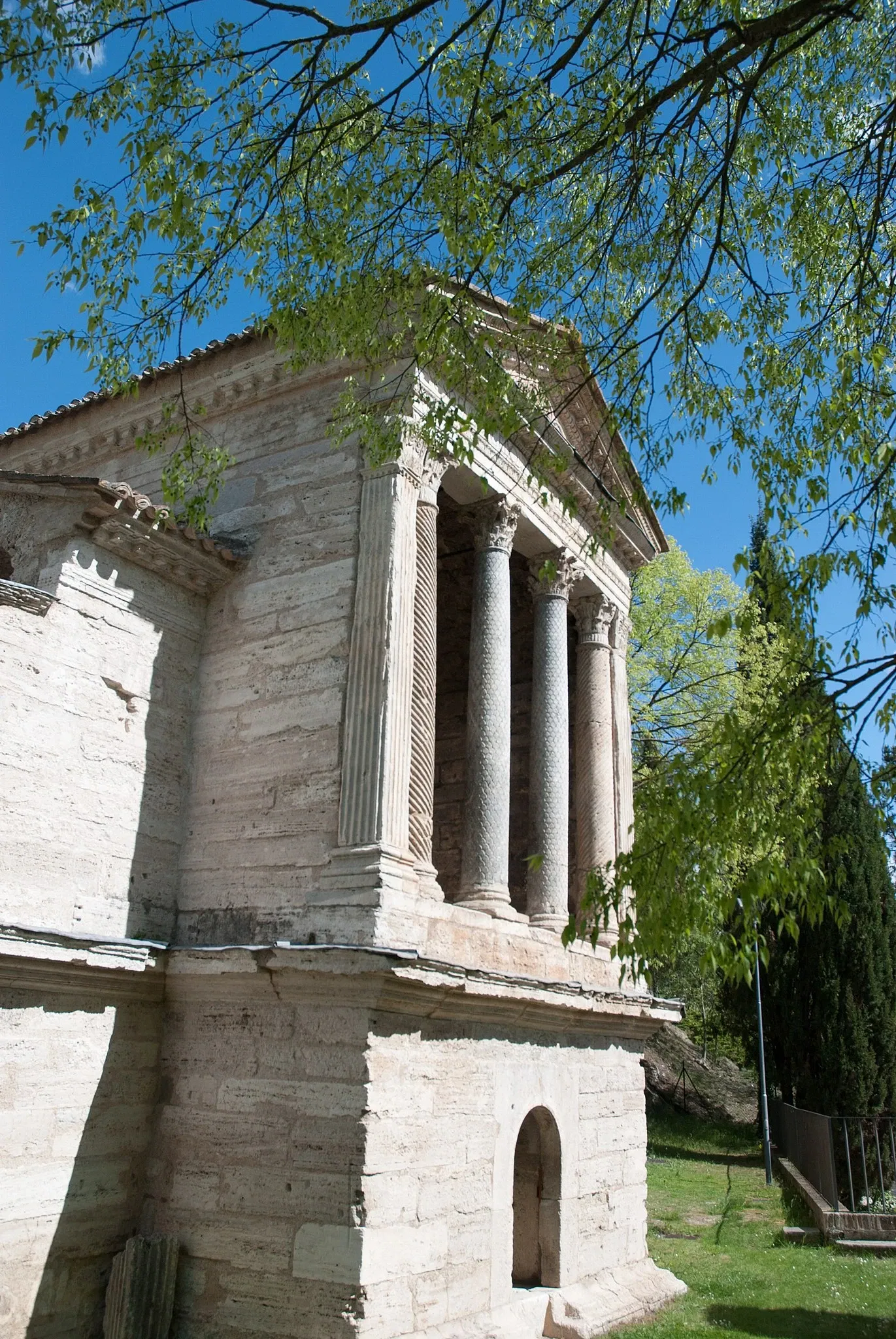 Temple of Clitunno