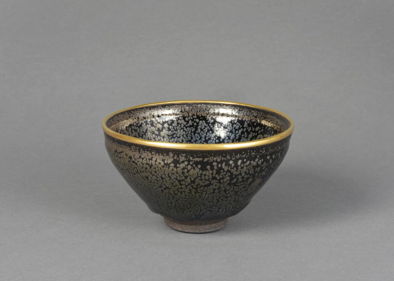The Museum of Oriental Ceramics, Osaka