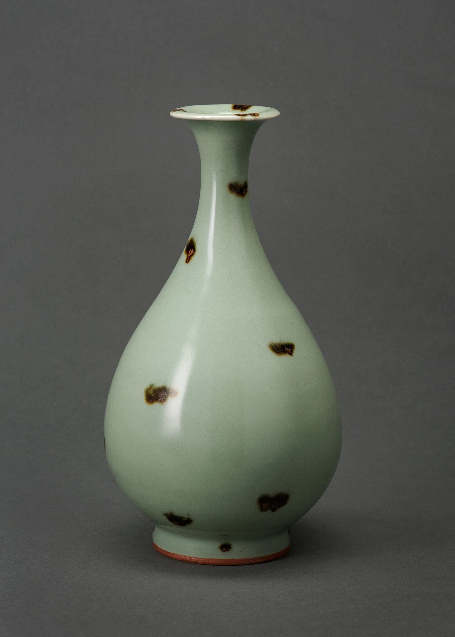 The Museum of Oriental Ceramics, Osaka