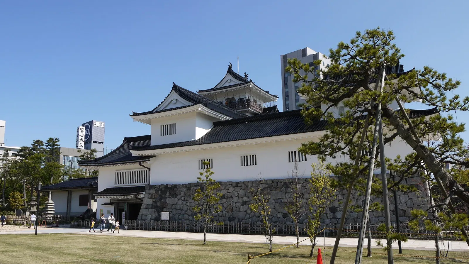 Toyama City Local History Museum - Toyama Castle