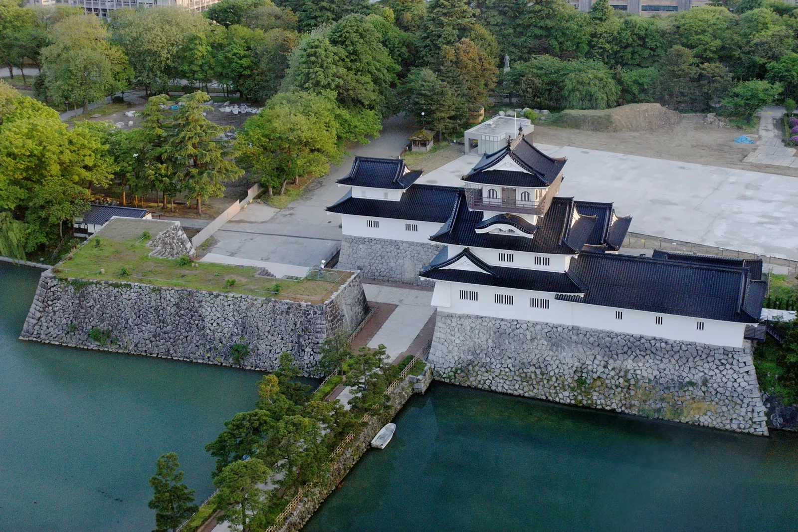 Toyama City Local History Museum - Toyama Castle