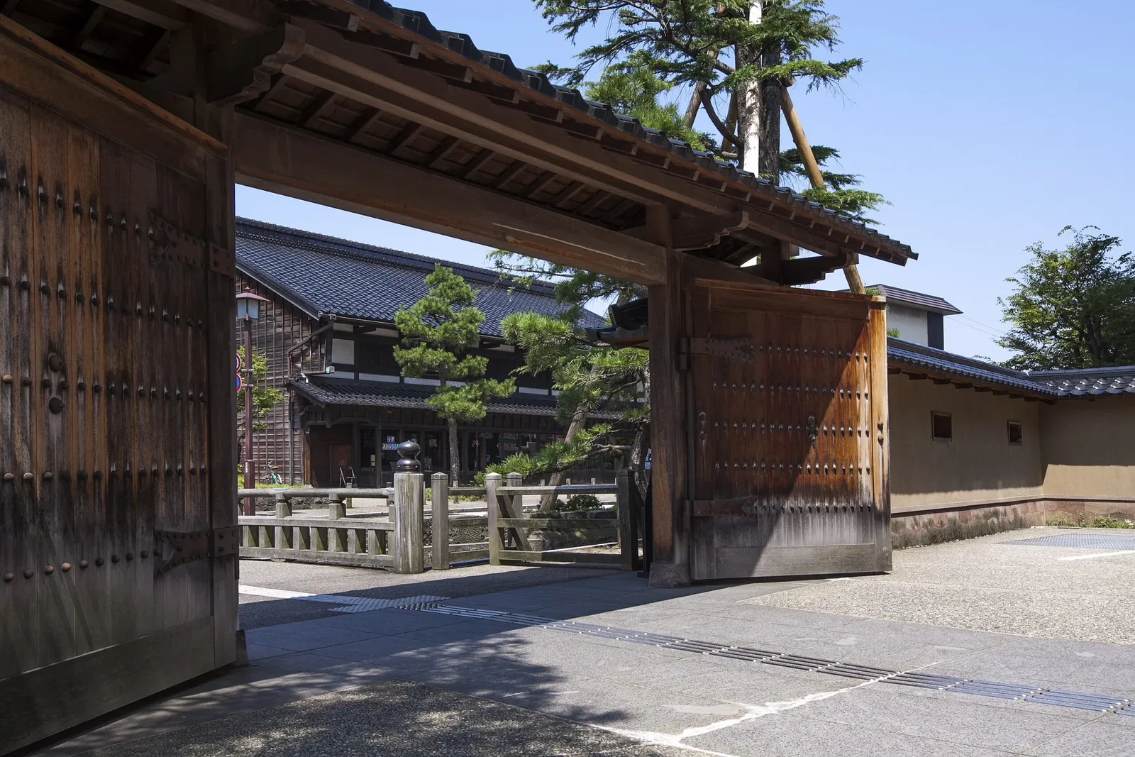 Maeda Tosanokami-ke Shiryokan Museum