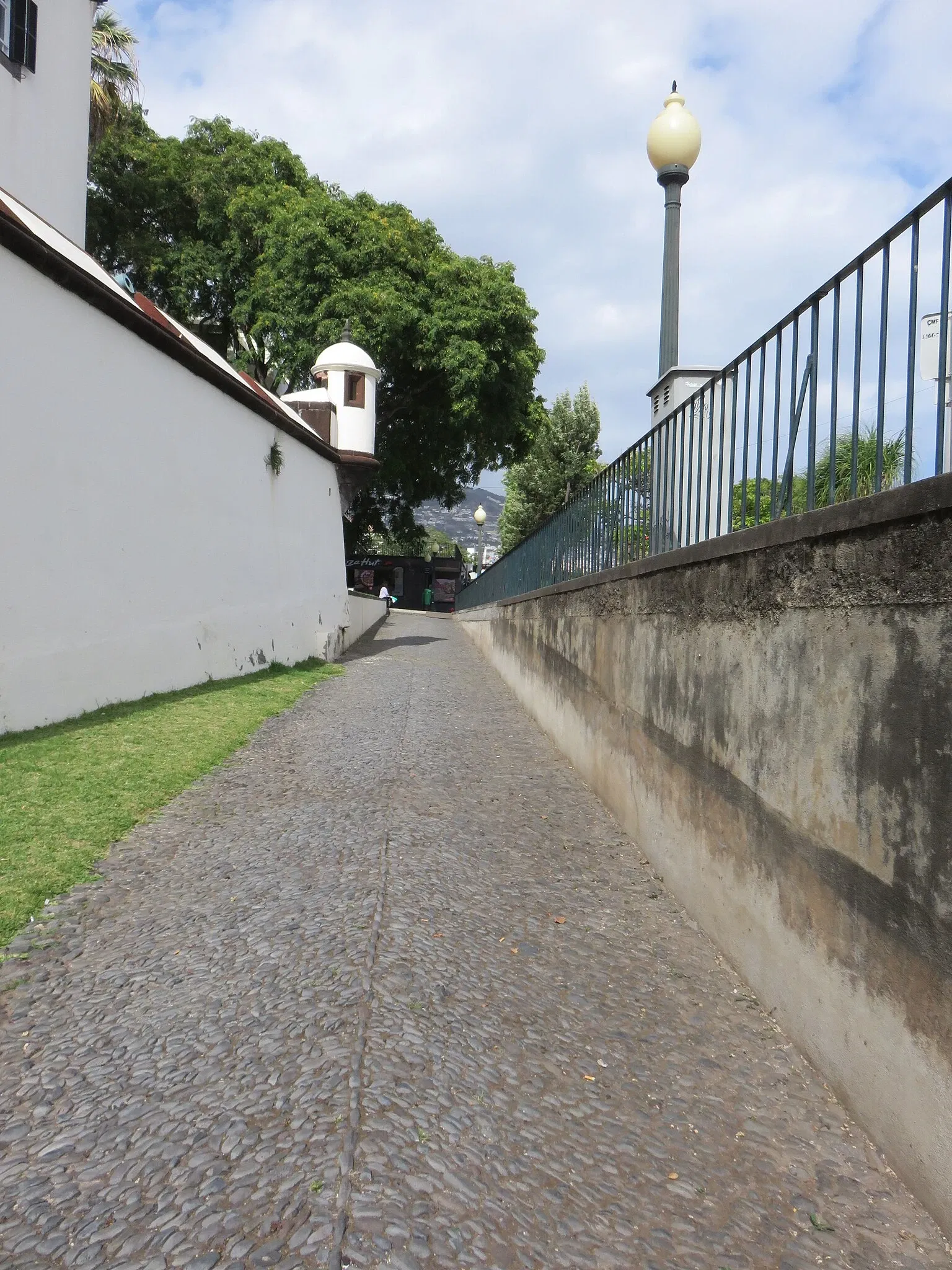 São Lourenço Palace Museum